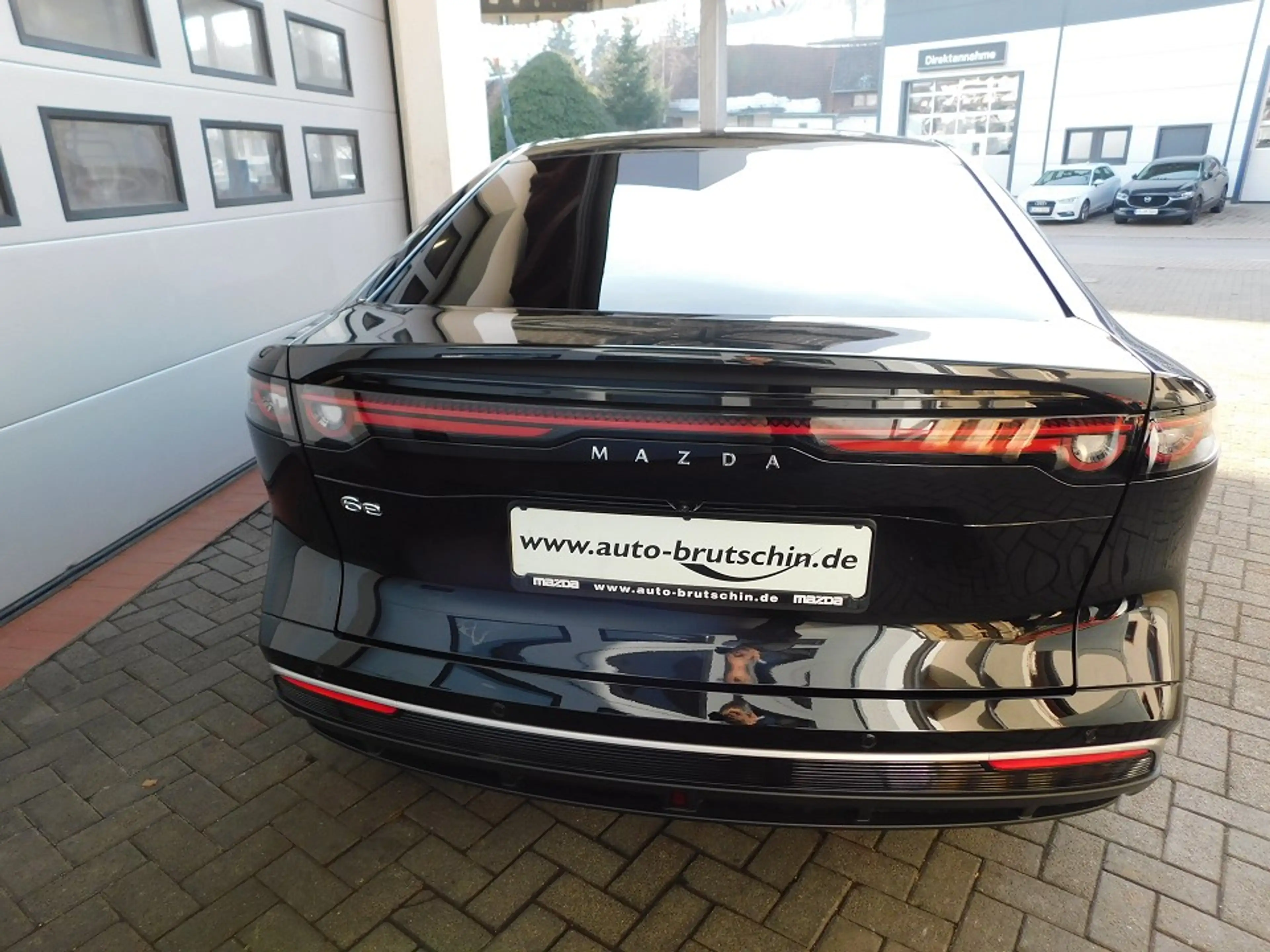 Mazda 6e EV  1AT RWD Takumi — photo 5