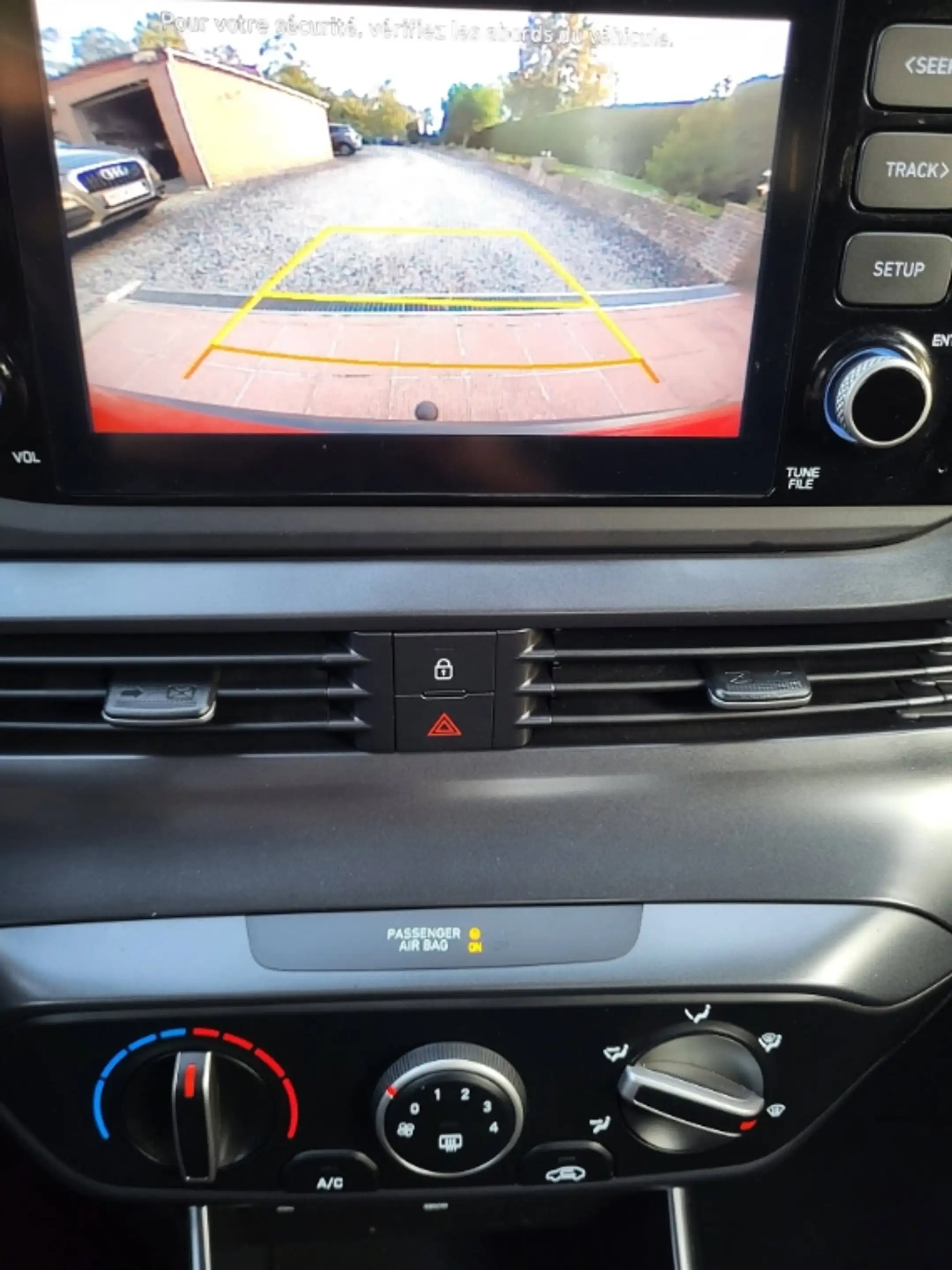 Hyundai BAYON Automatique / T-GDi Twist DCT / 1.0 / 97.800 Km / 2023 — photo 3