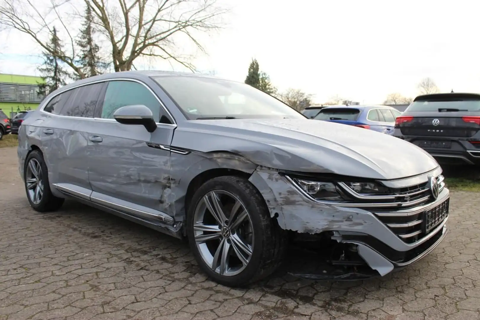 Volkswagen Arteon 2.0 TDI DSG 4Motion R-Line Panorama Grau - 2