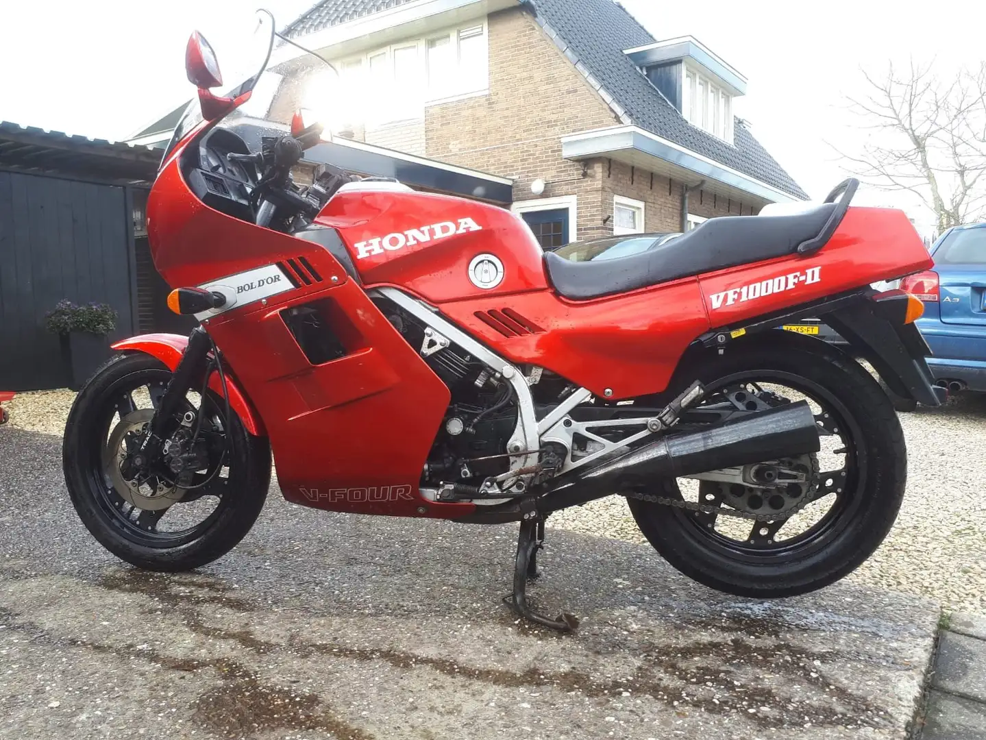 Honda VF 1000 Honda VF 1000 F2 1986 Red - 1