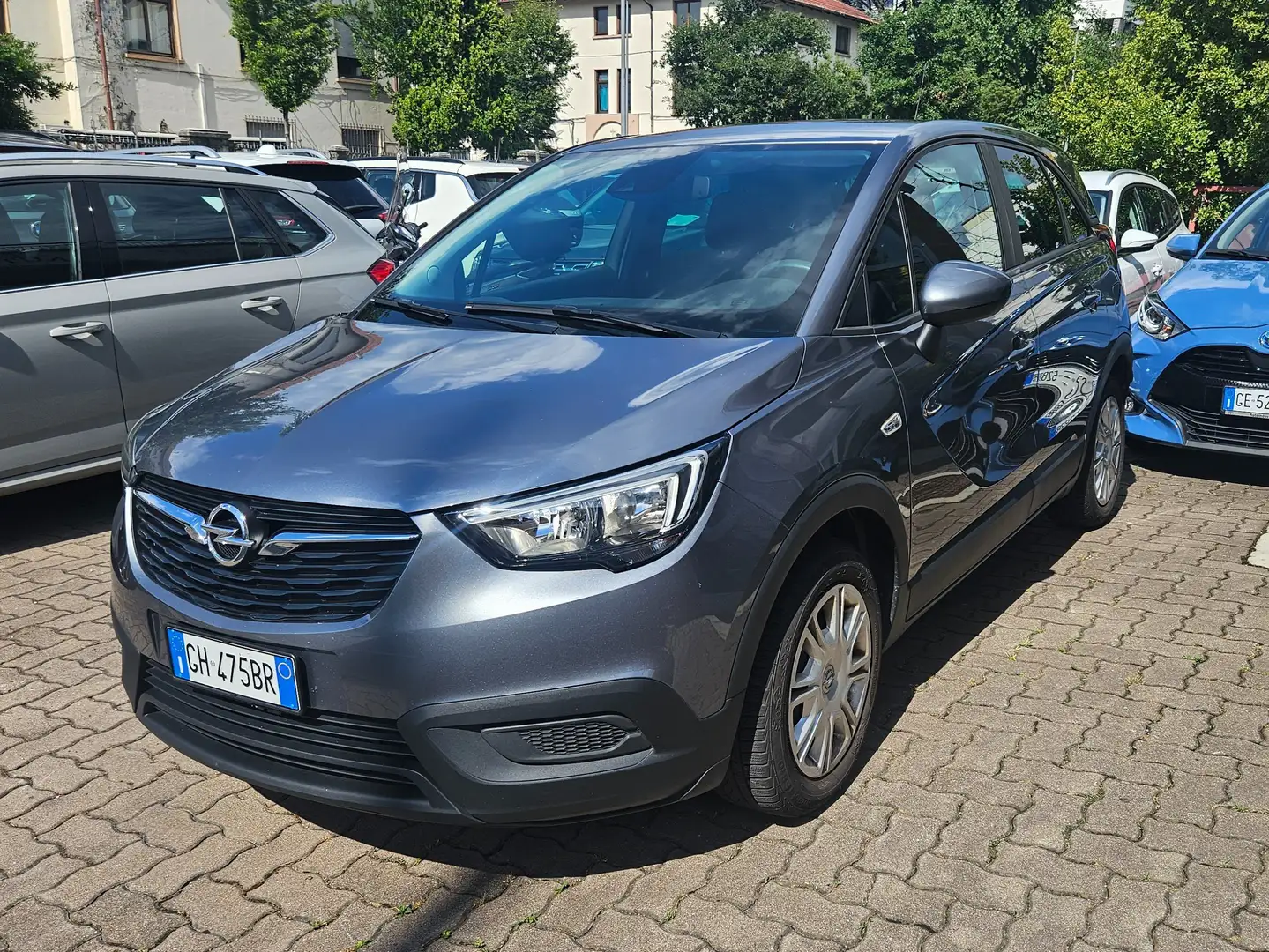 Opel Crossland X 1.2 81CV NAVY-CARPLAY Grigio - 2