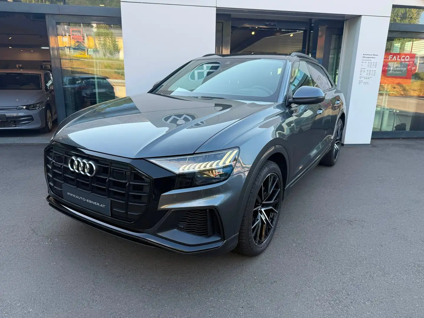 Audi Q8 50 TDI quattro Grau - 1