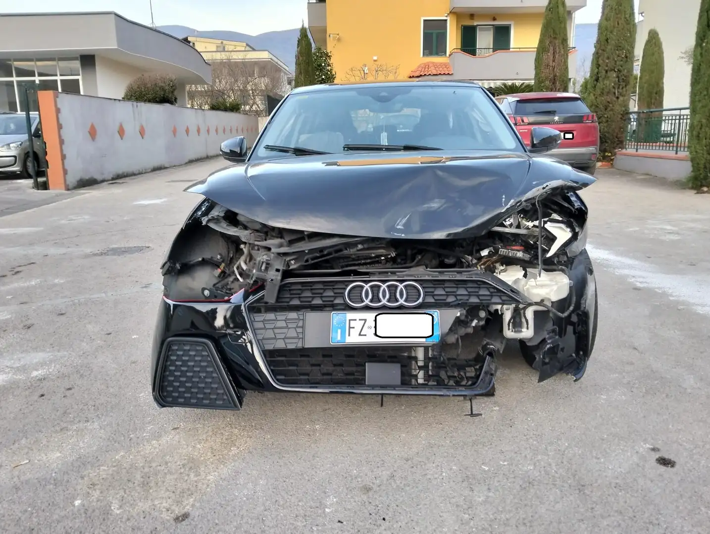 Audi A1 A1  Sportback 1.0 tfsi Identity Black SINISTRATA Nero - 2