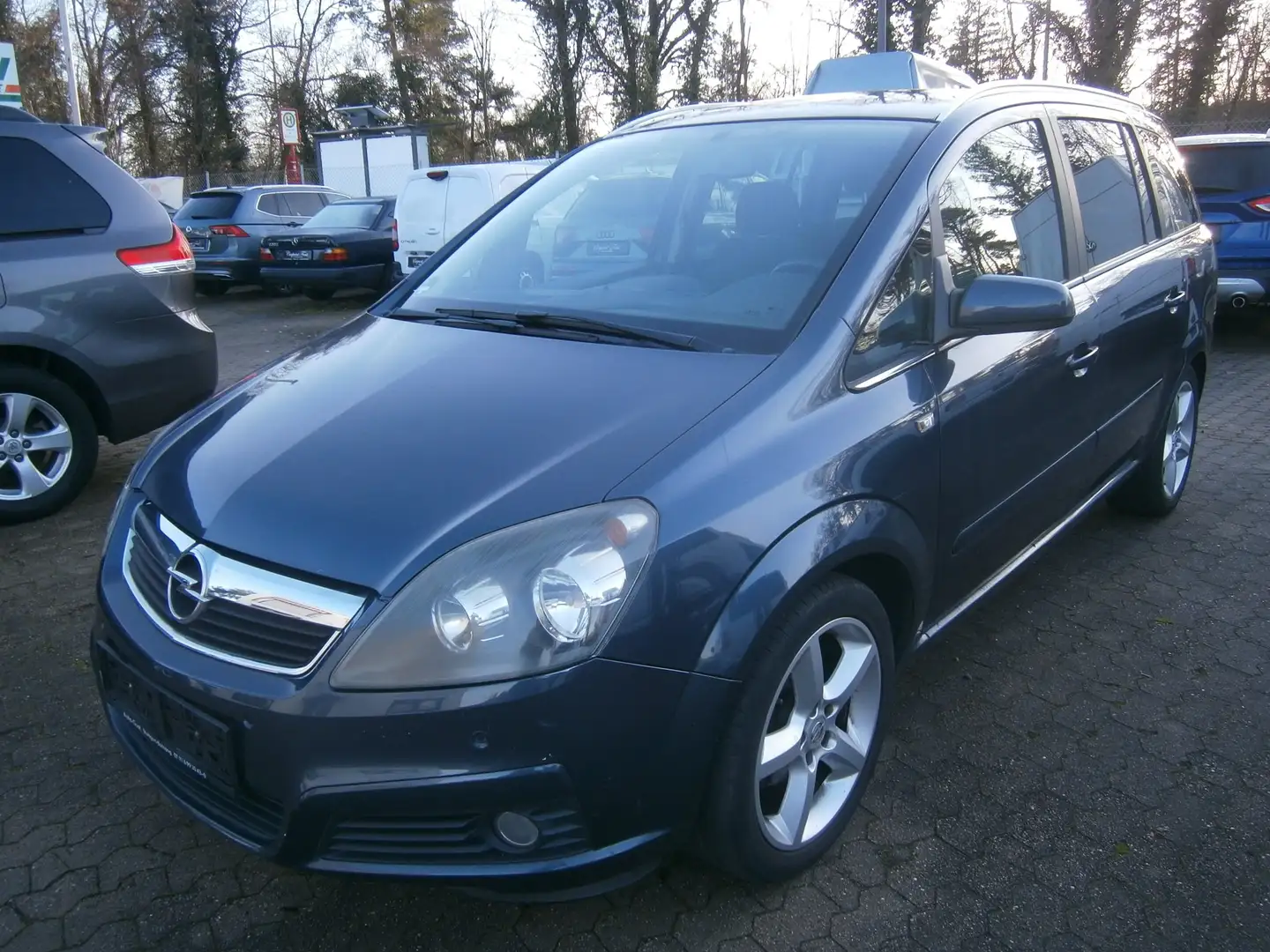 Opel Zafira Zafira 1.8*7-Sitze*AHK*PDC*Navi*LMF*ZV*BC*Tempomat Blau - 2