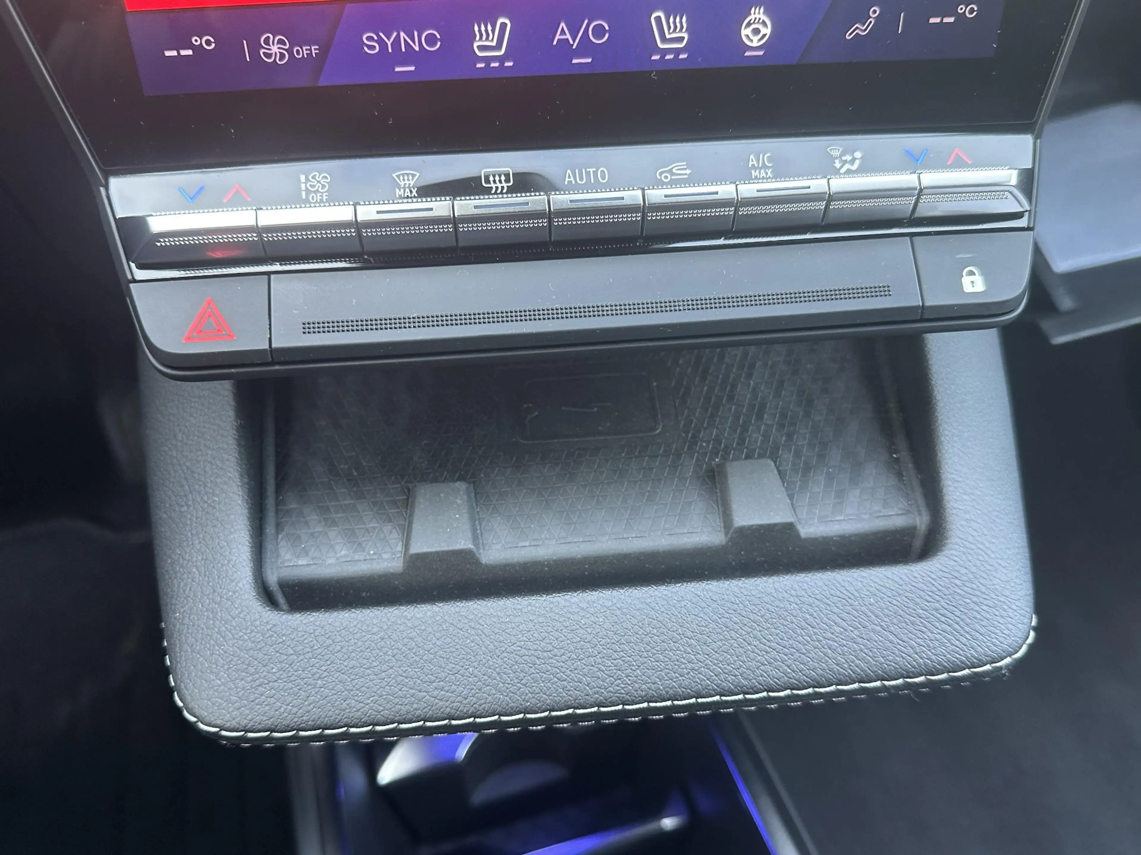 Renault Scenic E-Tech EV87 long range techno SOH 98% | STOEL + ST — photo 23