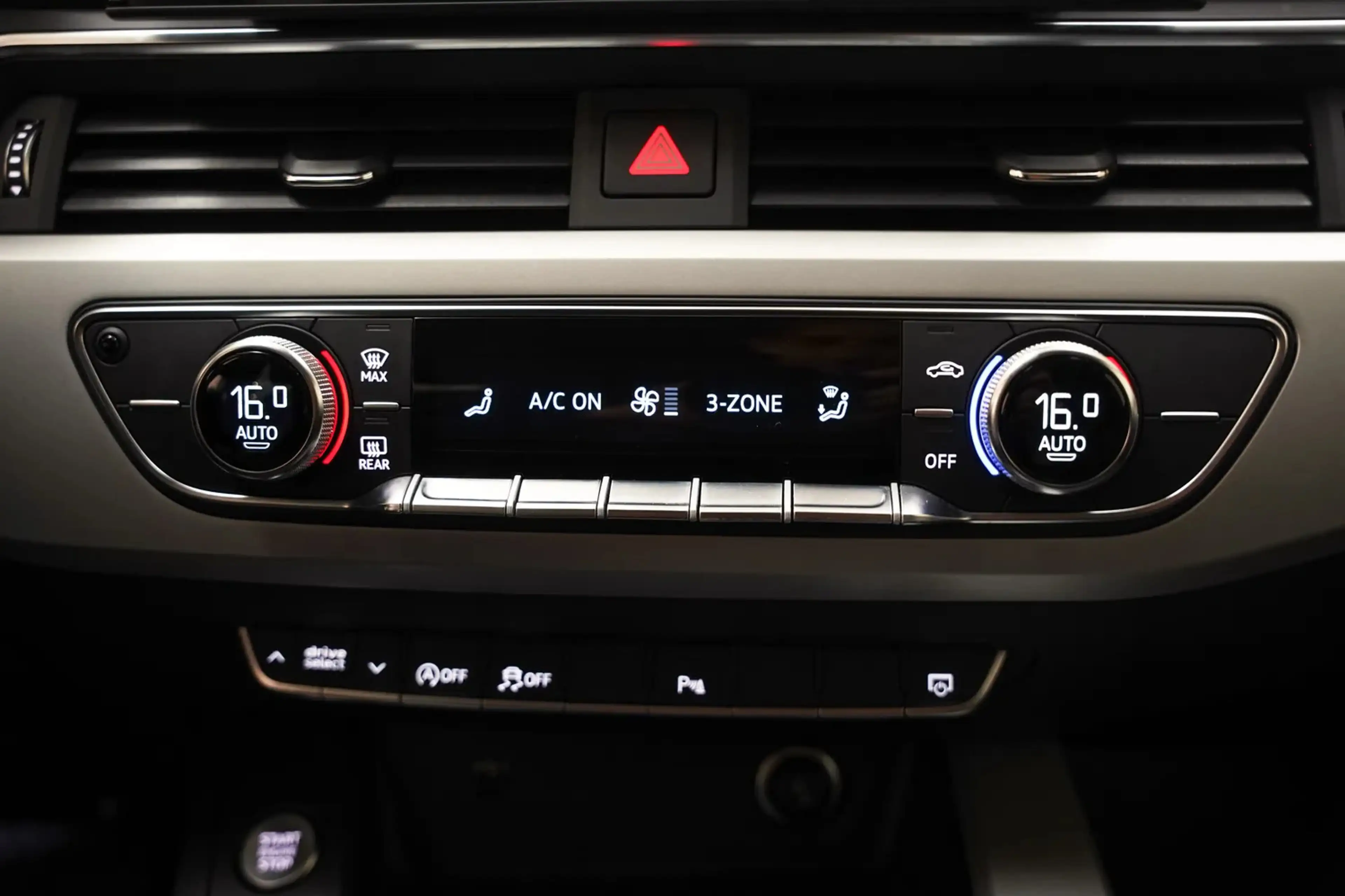 Audi A4 AVANT 35 TFSI Advanced Edition Aut. [ LED Trekhaak — photo 10