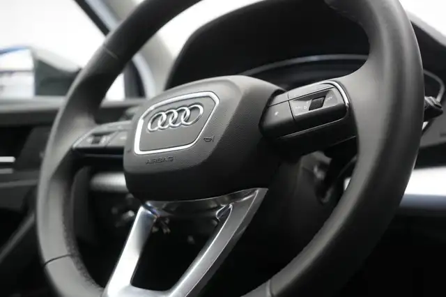 Audi Q5 view 23