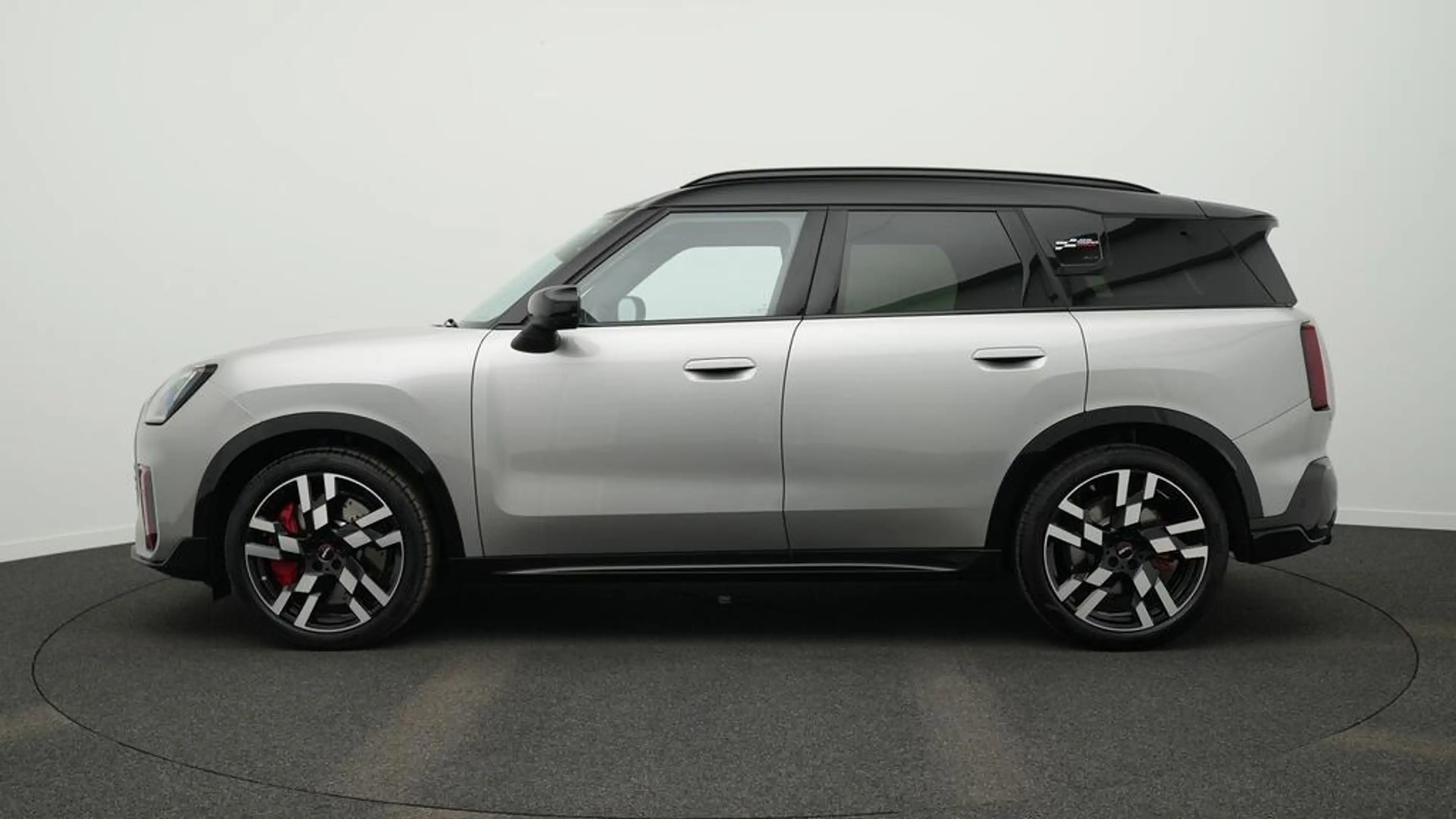 MINI JCW Countryman All4 John Cooper Works Trim — photo 3