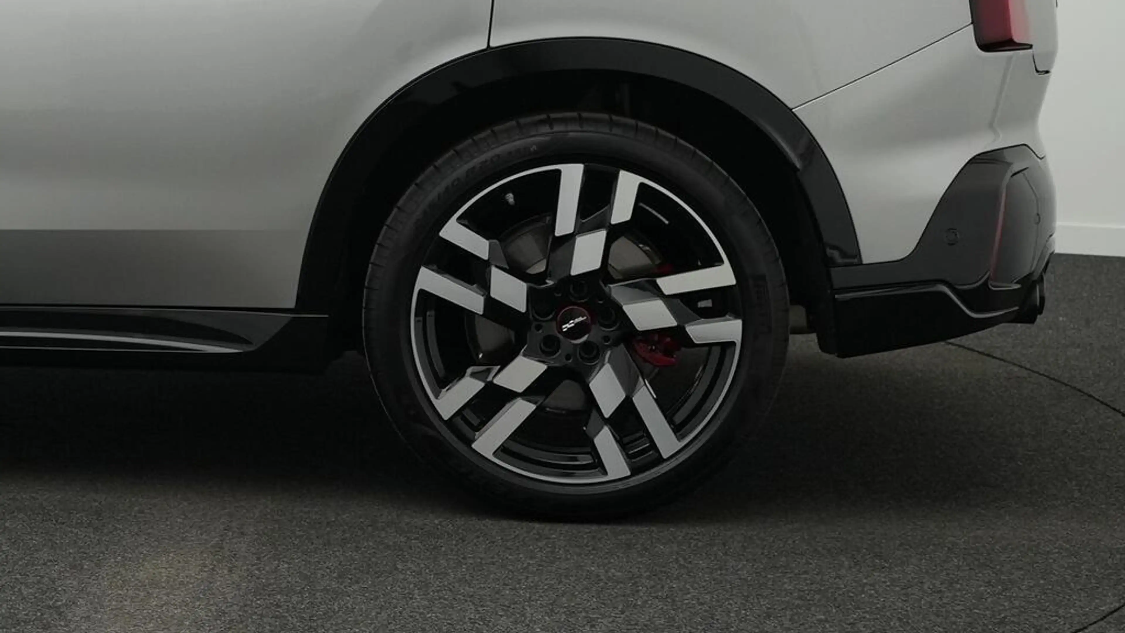 MINI JCW Countryman All4 John Cooper Works Trim — photo 11