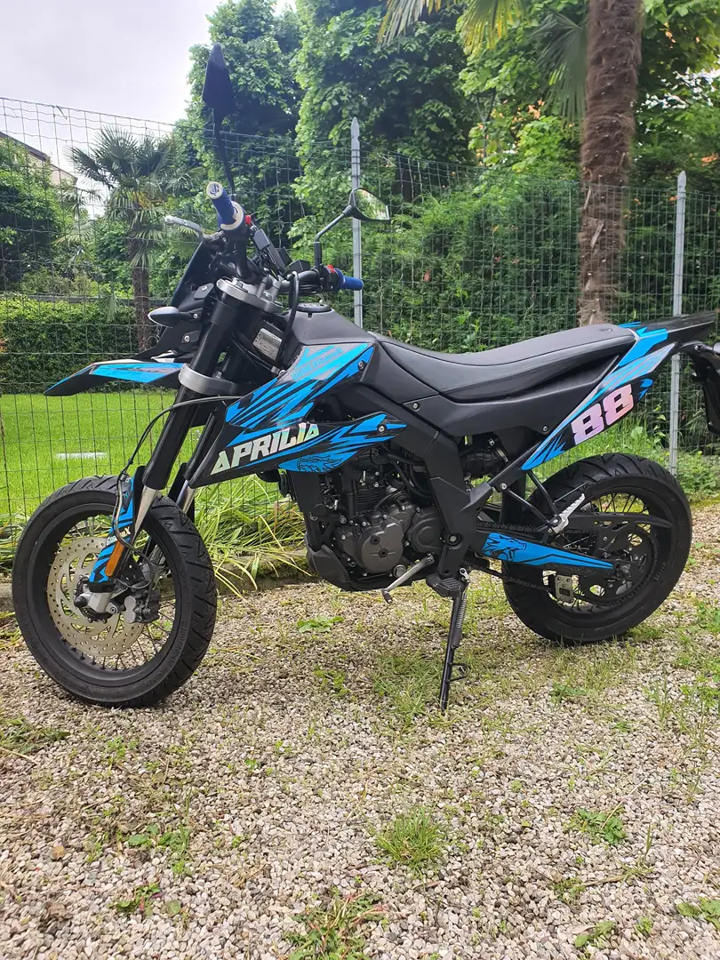 Aprilia SX 125 Modrá - 1