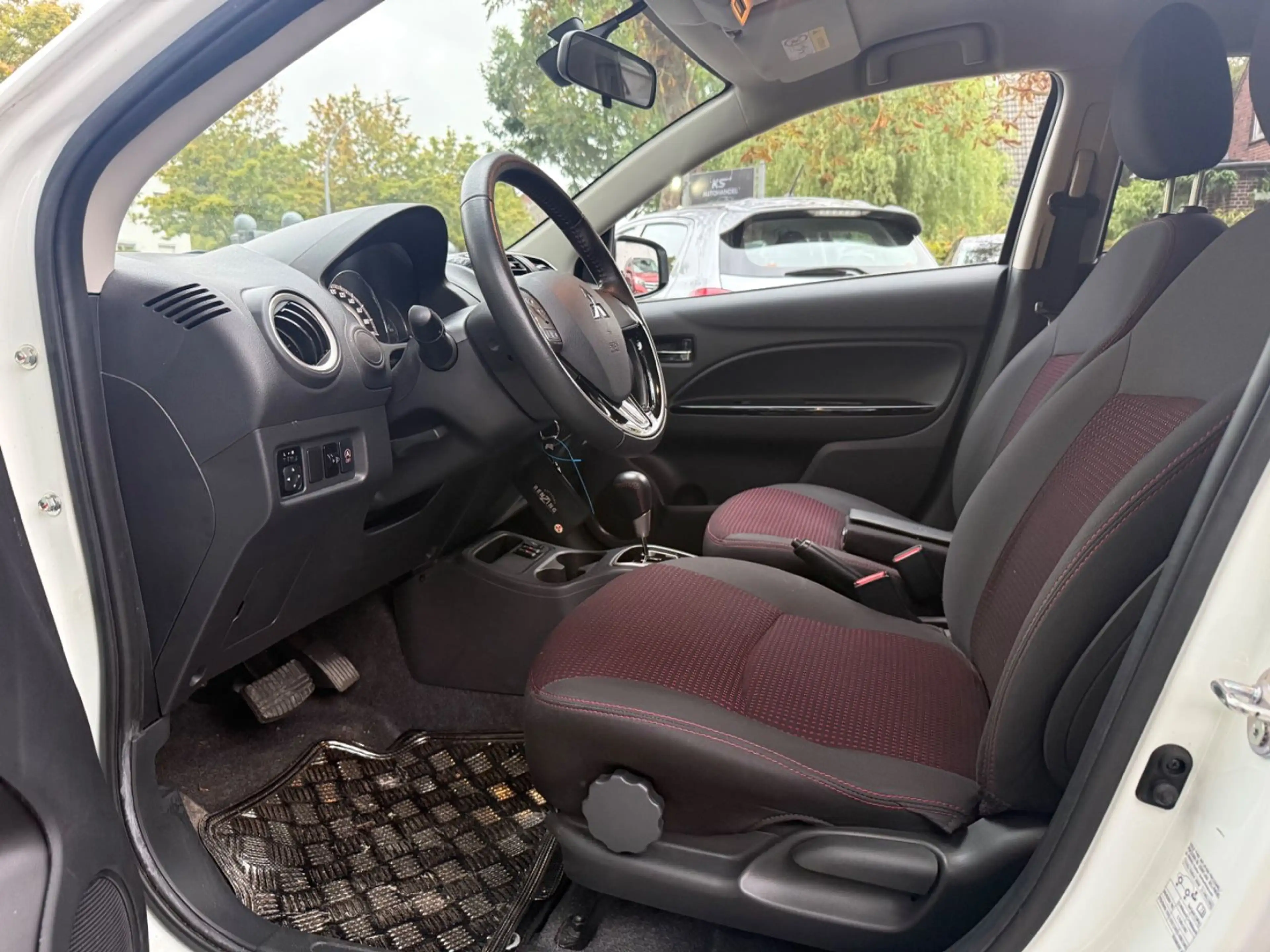 Mitsubishi Space Star Diamant Edition+ AUTOMATIK/GARANTIE — photo 10