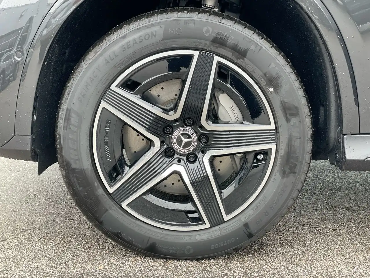 Mercedes-Benz GLC снимка Mercedes-Benz GLC
