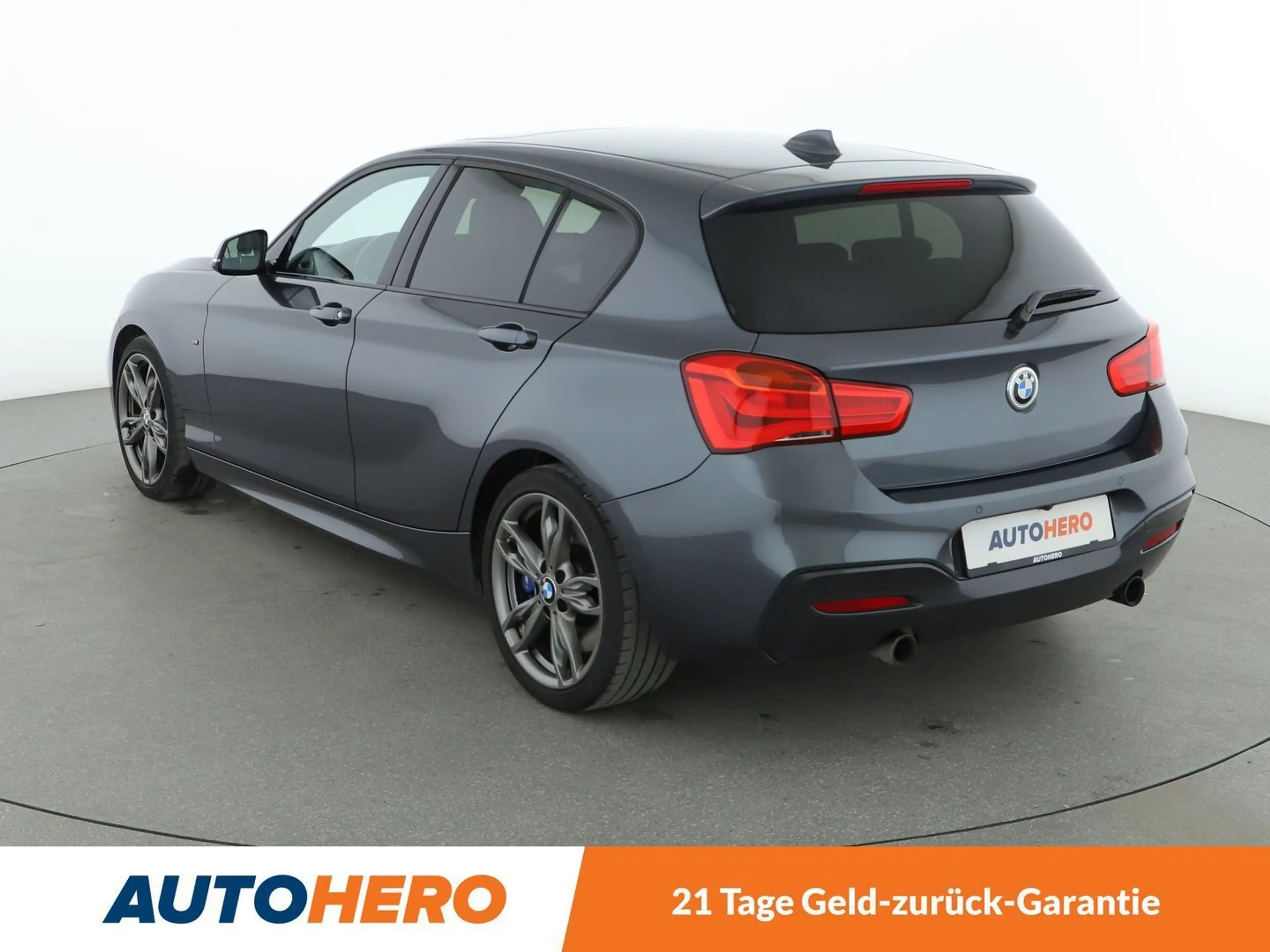 BMW 140 M140i xDrive Aut.*NAVI*LED*TEMPO*CAM*PDC*SHZ* — photo 4