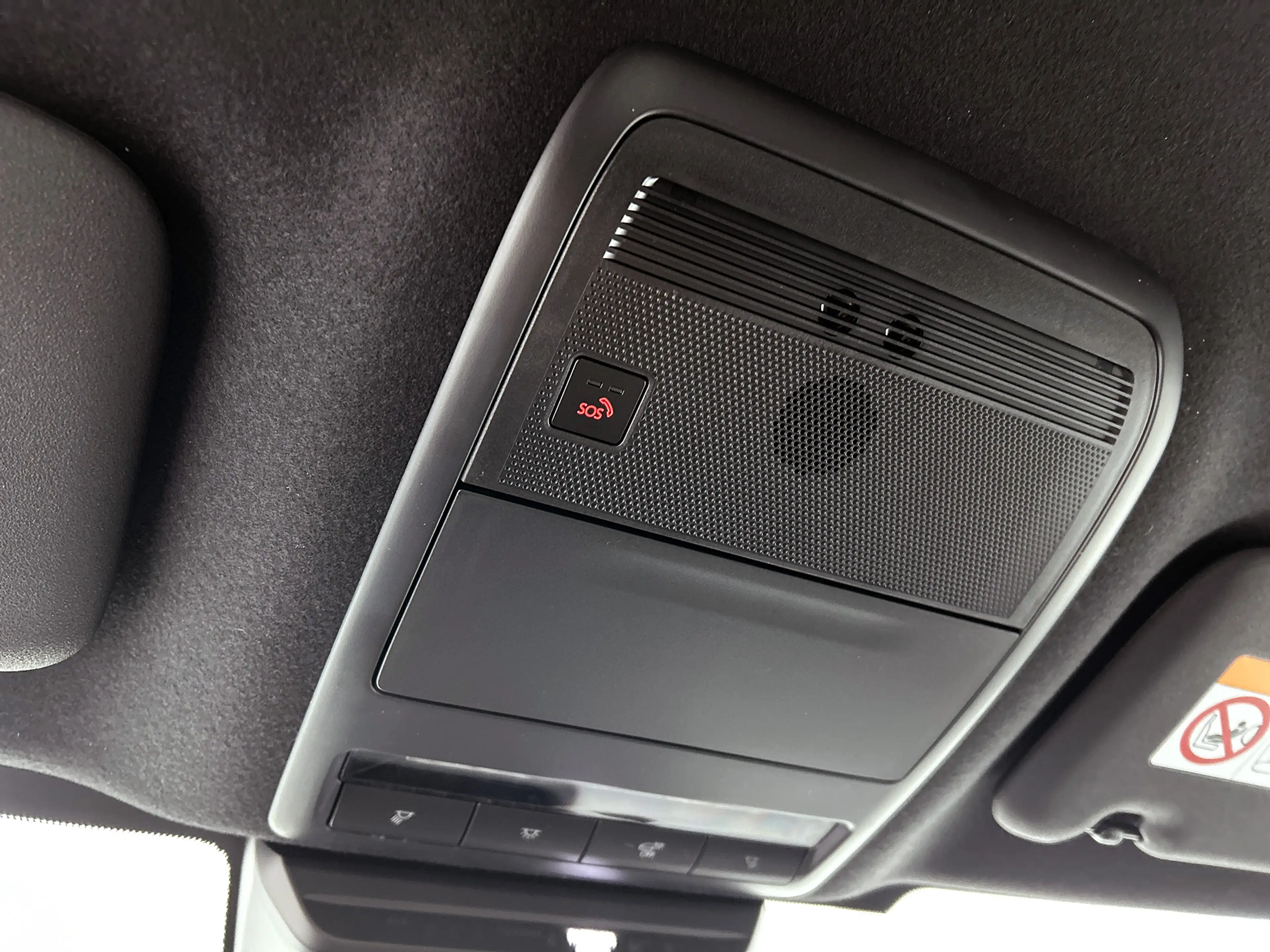 Mazda MX-30 e-SkyActiv EV 145 Exclusive-line 36 kWh — photo 14