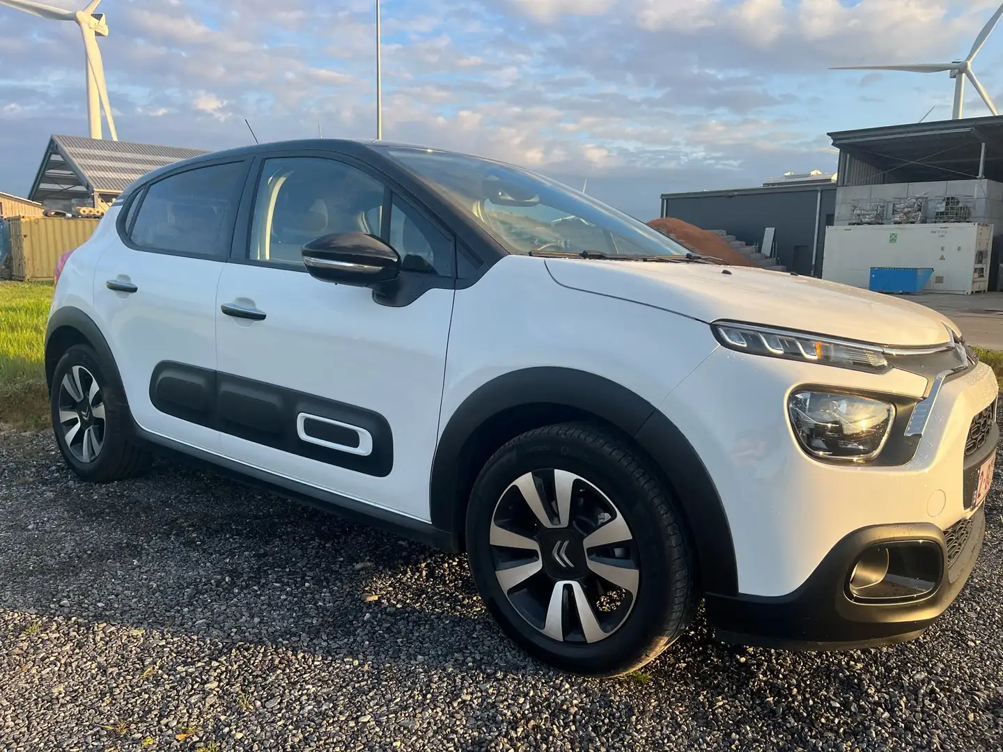 Citroen C3 1.2i PureTech Max S&S (EU6.4) - 1