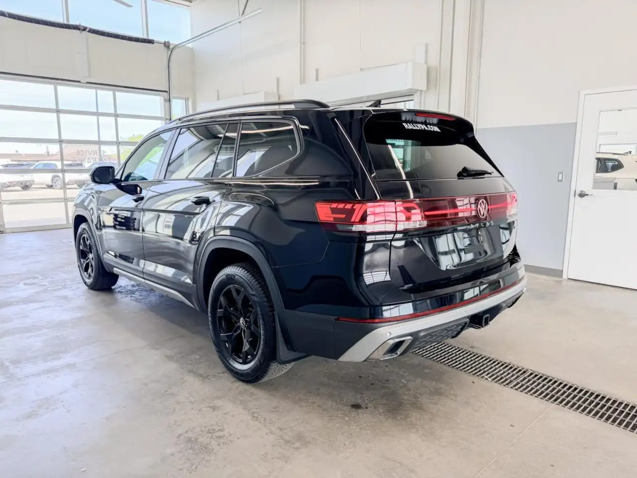 Volkswagen Atlas photo Volkswagen Atlas