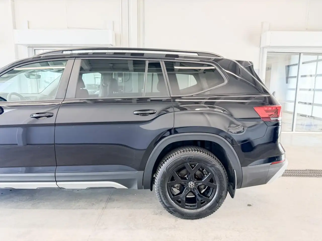 Volkswagen Atlas photo Volkswagen Atlas