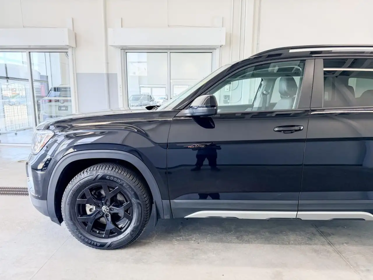 Volkswagen Atlas photo Volkswagen Atlas