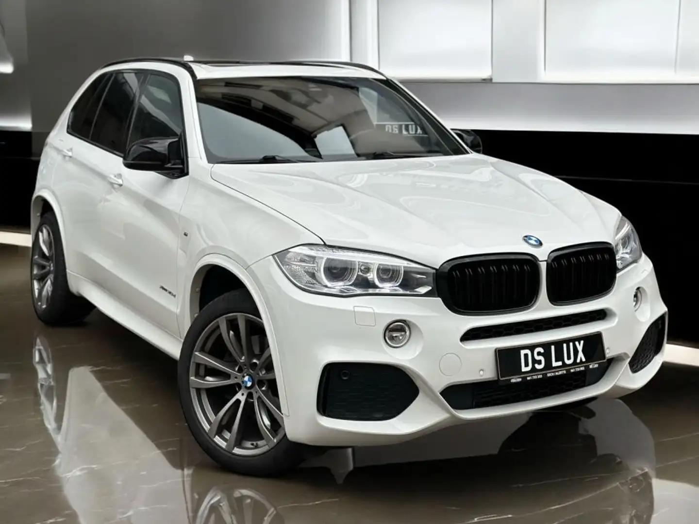 BMW X5 xDrive30d 258CH M PACK / PANO / LED Blanc - 1