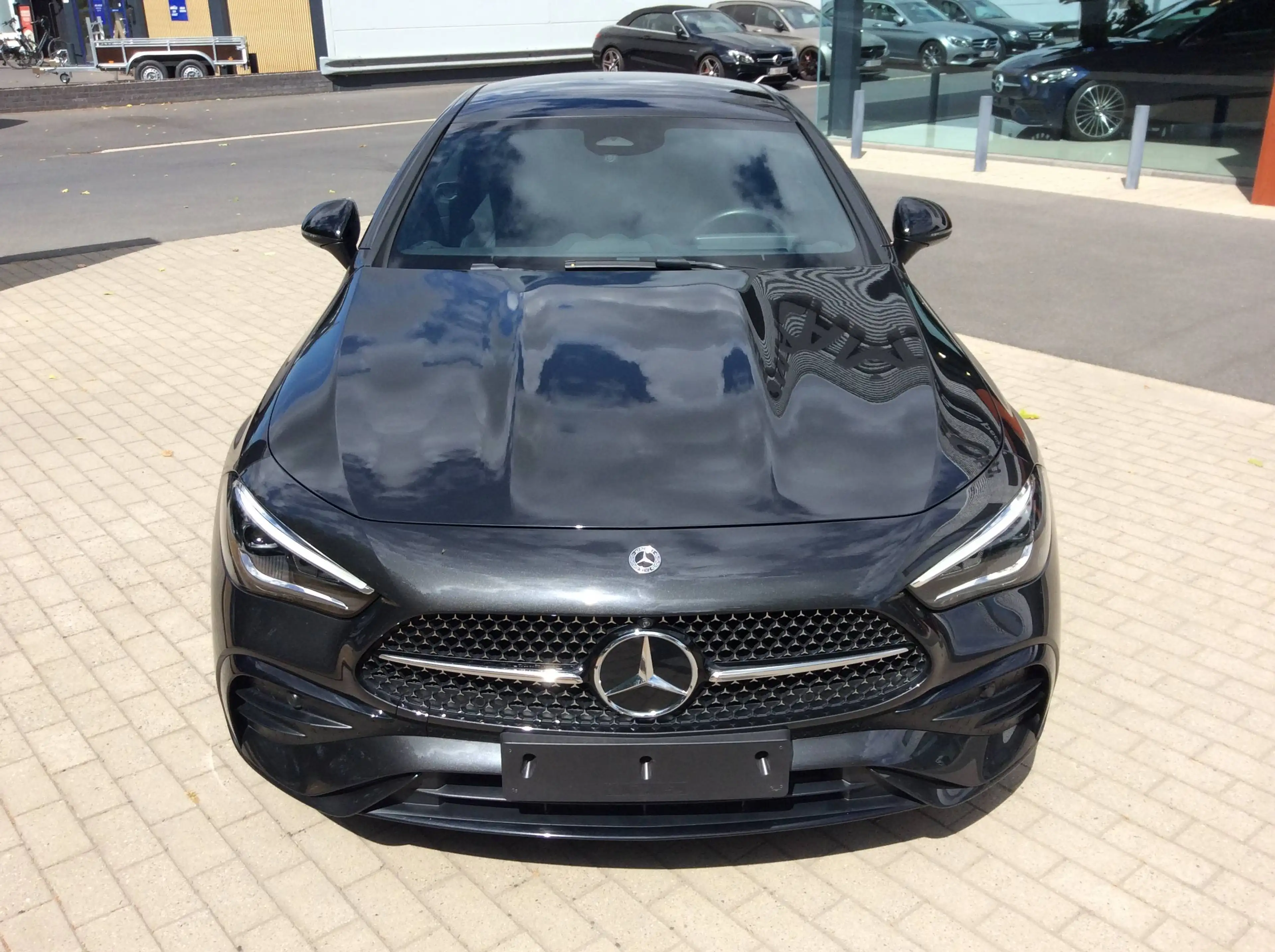 Mercedes-Benz CLE 200 Coupé AMG Line * Pano * 360° camera * Head-up * Apple carplay * Android auto * Distronic — photo 4