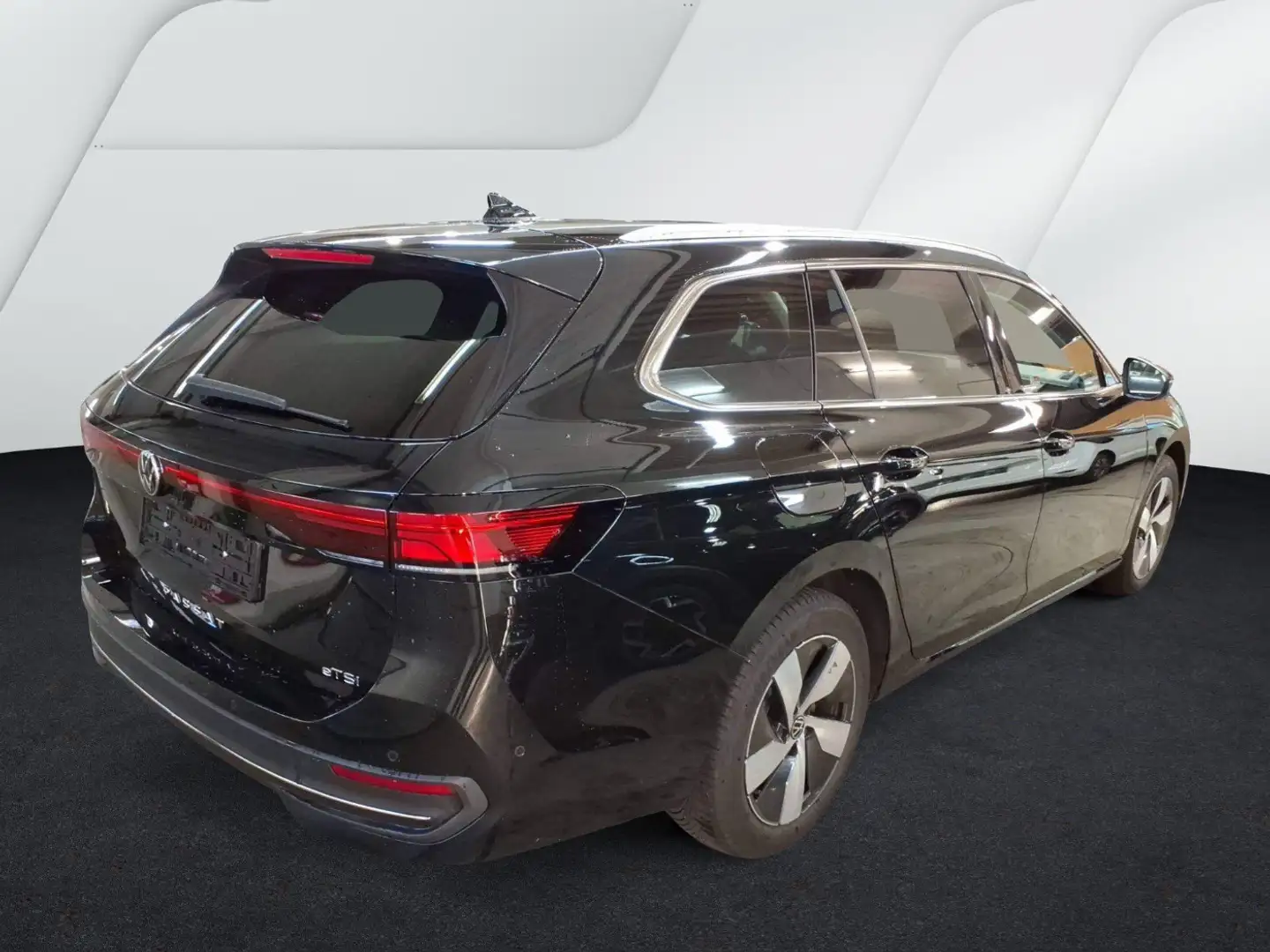 Volkswagen Passat Variant 1.5 eTSI DSG /AHK /IQ-DRIVE Schwarz - 2