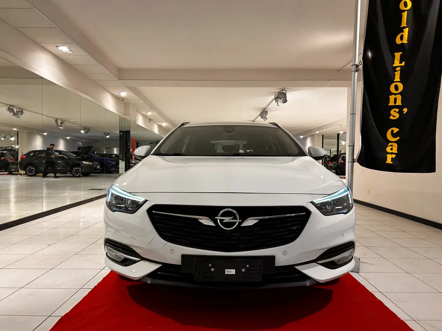 Opel Insignia Sports Tourer 2.0 cdti s Automatica 170cv stupenda White - 2