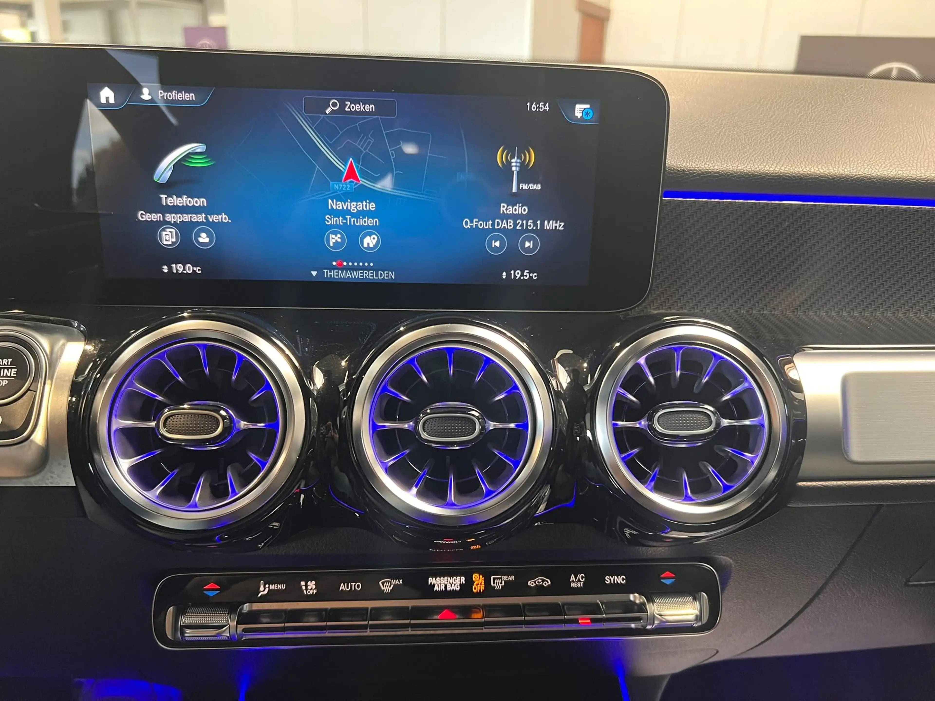 Mercedes-Benz GLB 200 200d AMG Line DOS 9097 — photo 9