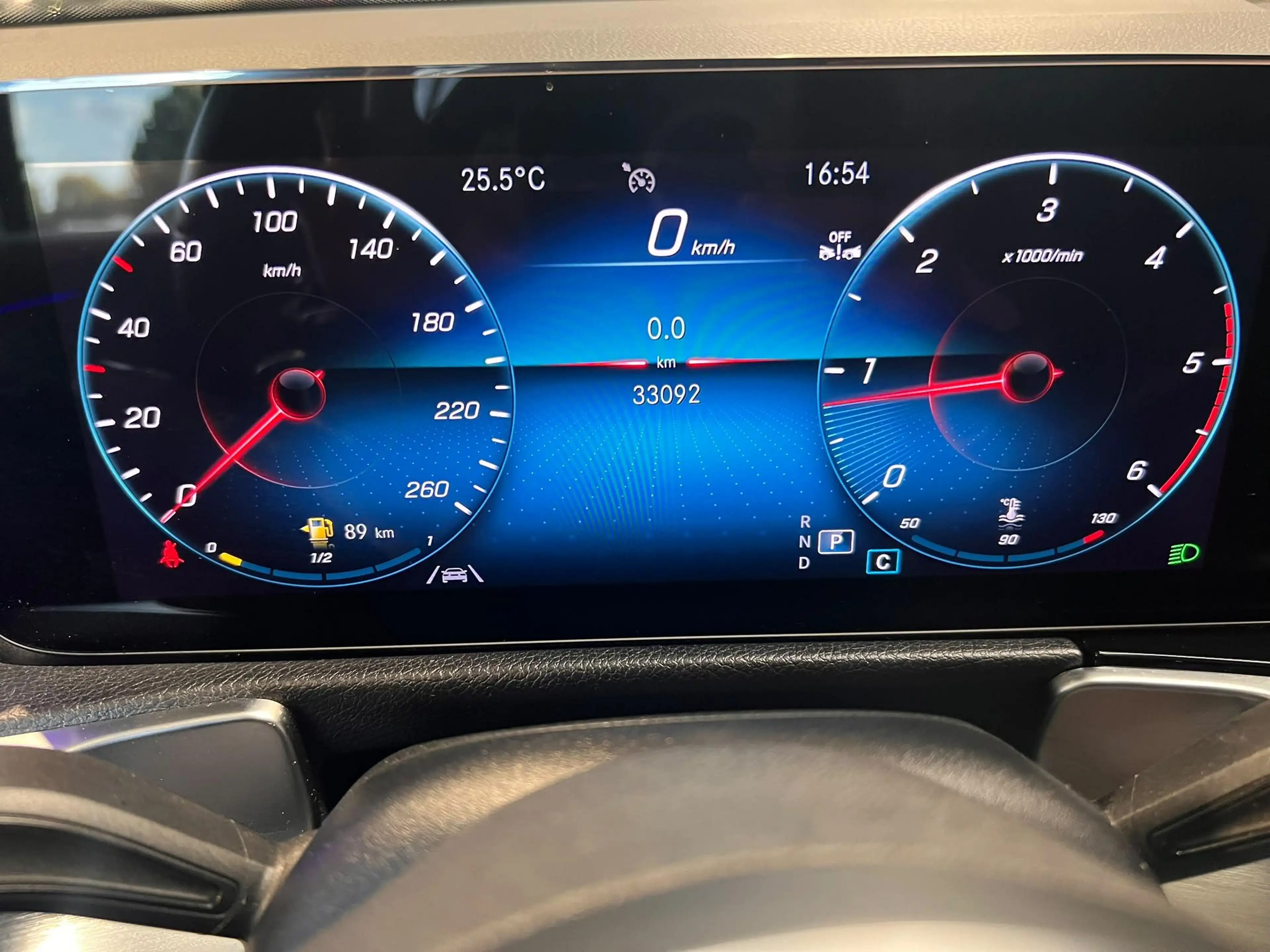 Mercedes-Benz GLB 200 200d AMG Line DOS 9097 — photo 8