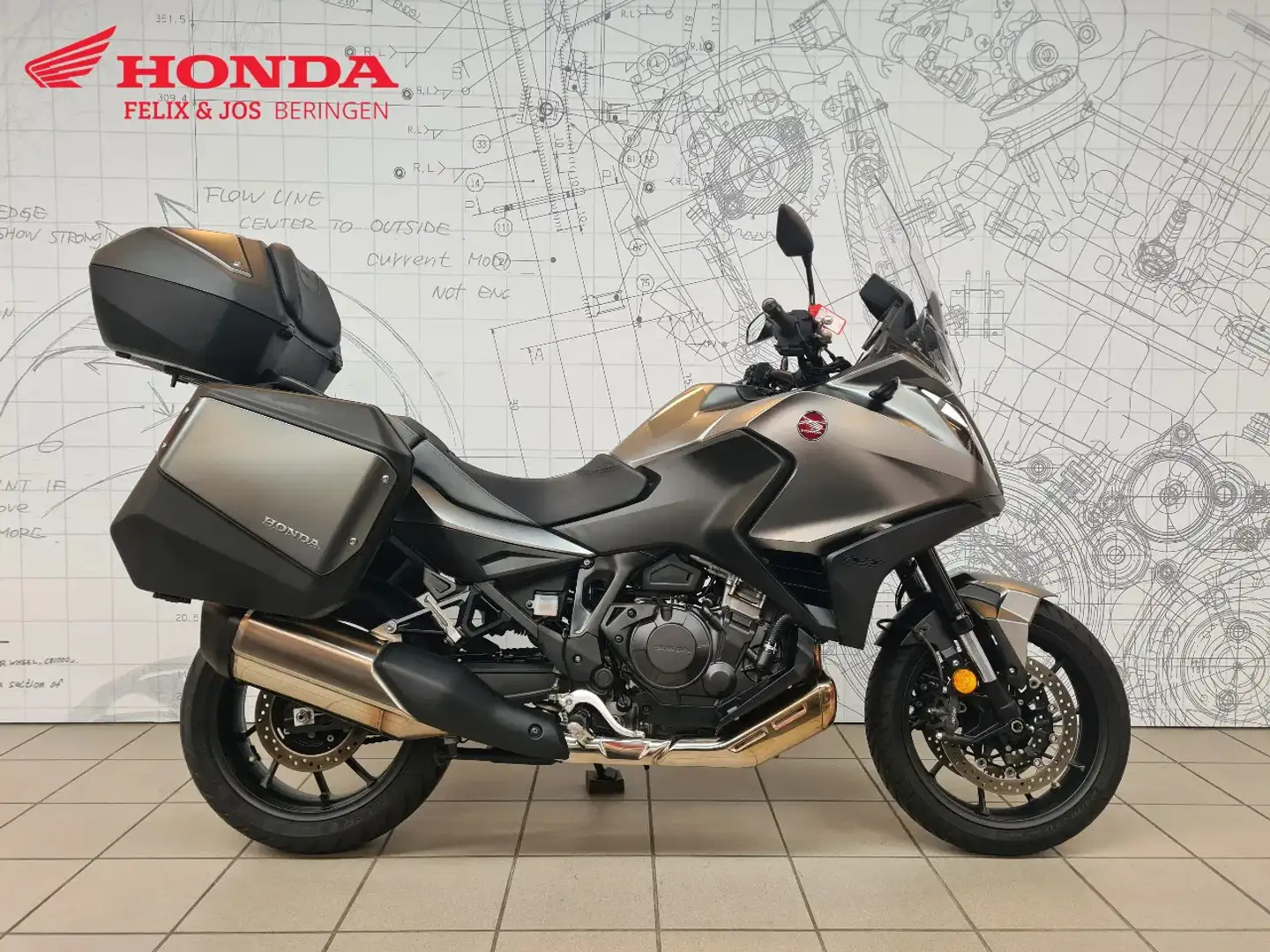 Honda NT 1100 Grijs - 1