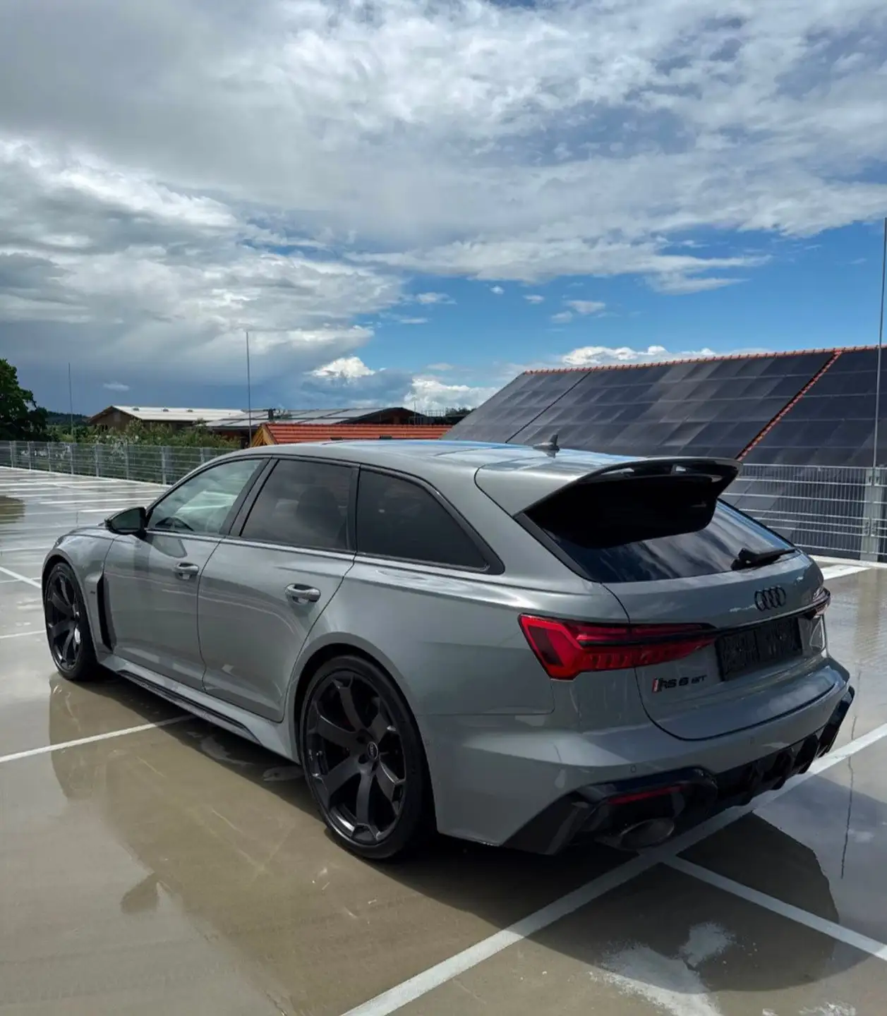 아우디 RS6 4.0 TFSI 2025 회색 사진 5