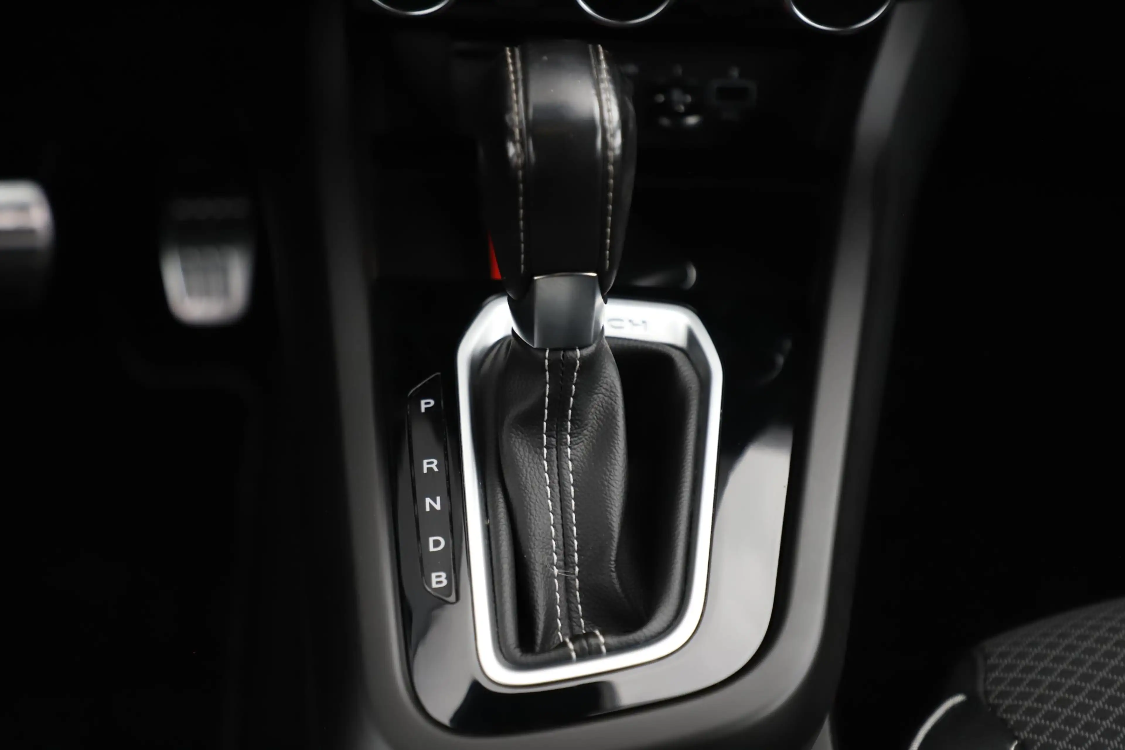 Renault Arkana 1.6 E-Tech Hybrid 145 Intens Automaat Bodykit Lede — photo 10