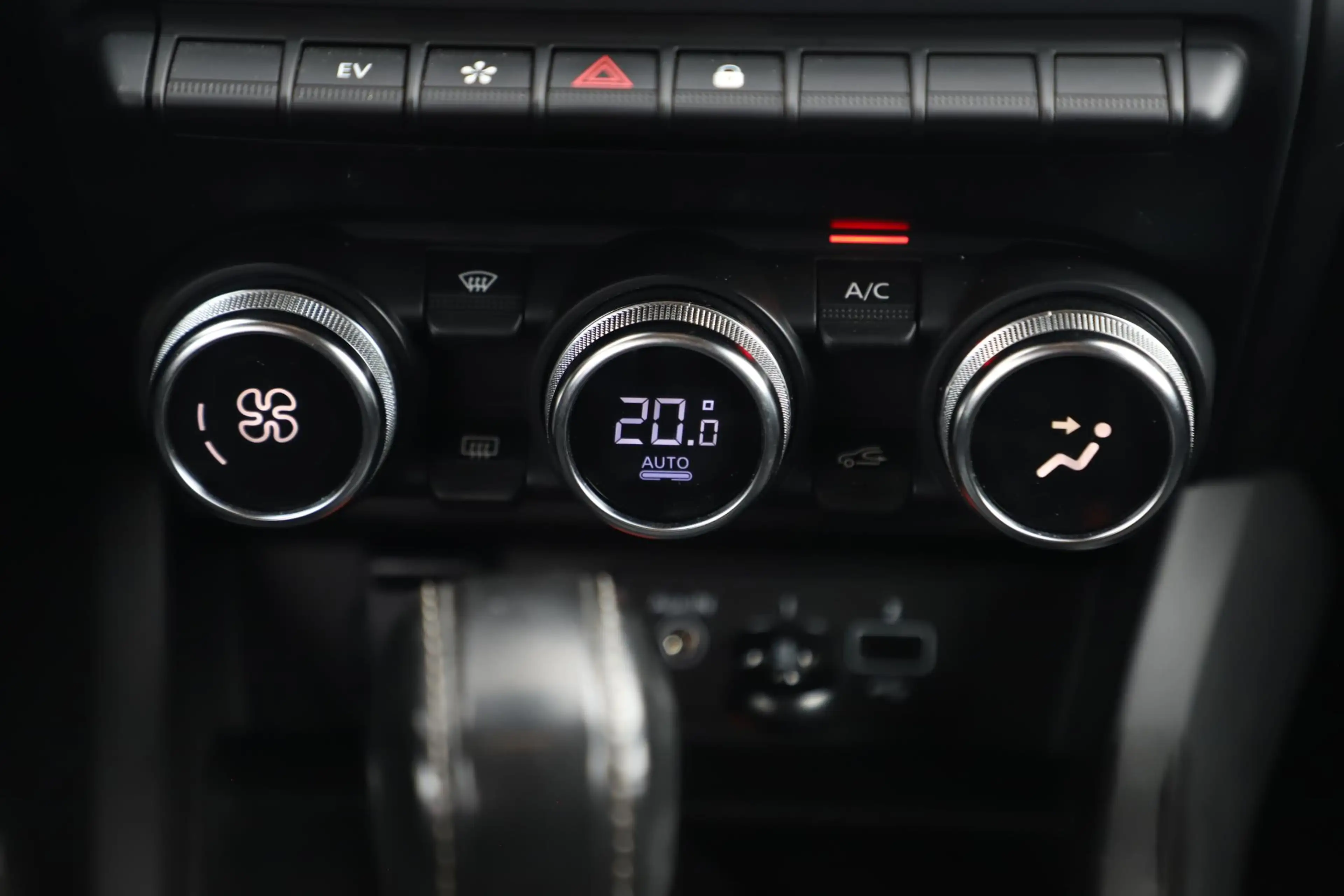 Renault Arkana 1.6 E-Tech Hybrid 145 Intens Automaat Bodykit Lede — photo 11