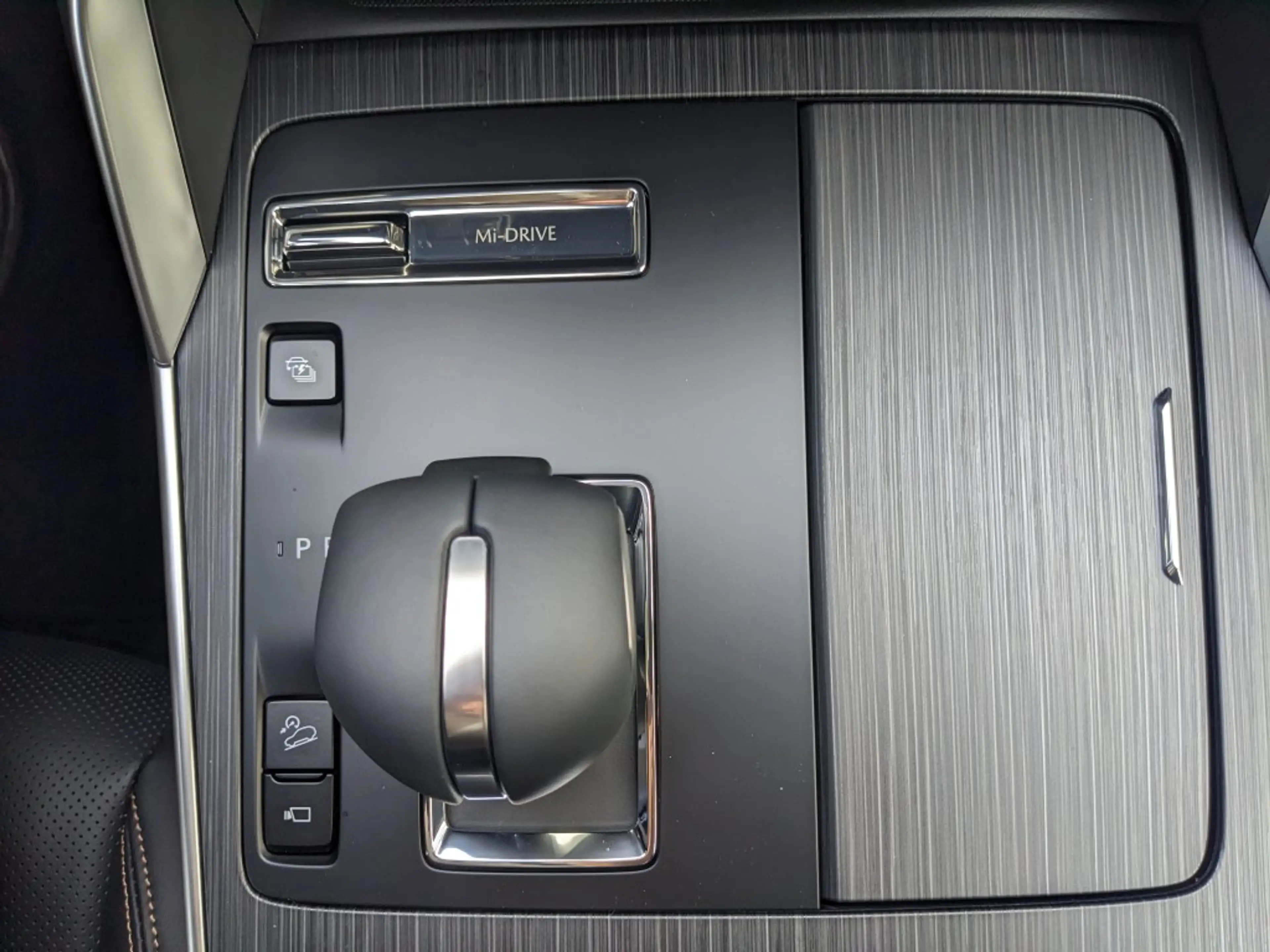 Mazda CX-80 2.5l PHEV AWD Homura Plus alle Pakete Panodach — photo 14