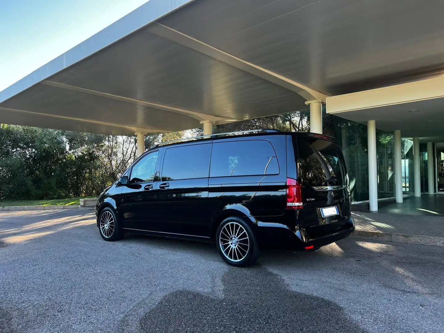 Mercedes-Benz V Classe V - W447 2014250 d (cdi bt) Premium L auto Negro - 2