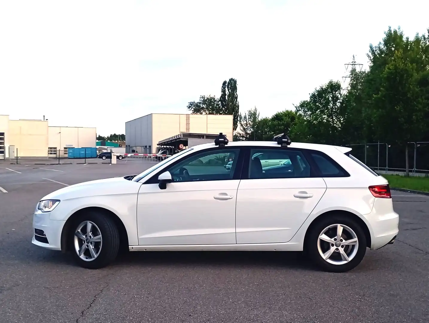 Audi A3 A3 SB Start 1,6 TDI DPF Start Weiß - 2