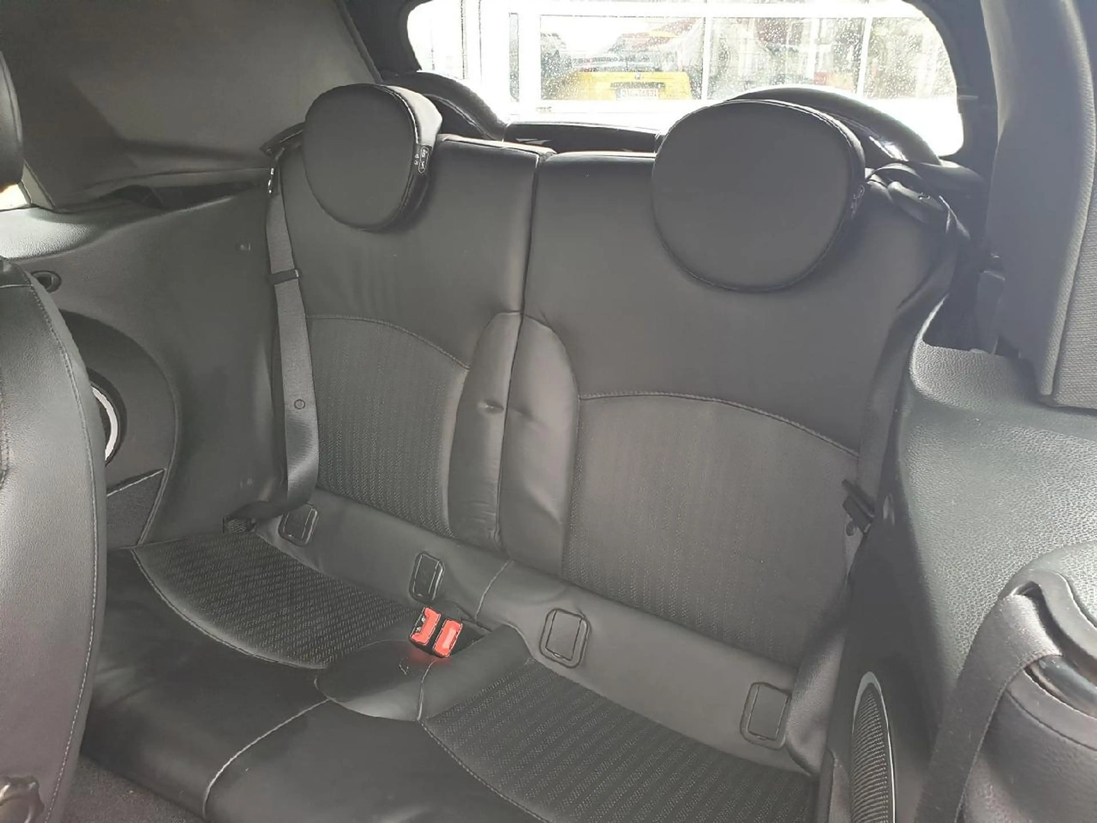 MINI Cooper Cabrio Cooper SD — photo 9
