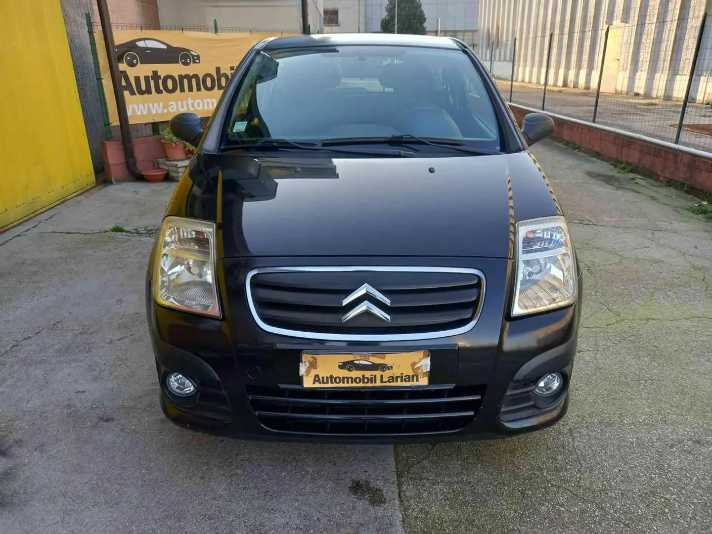 Citroen C2 09 1.1 airdream VTR per neopatentati Nero - 2