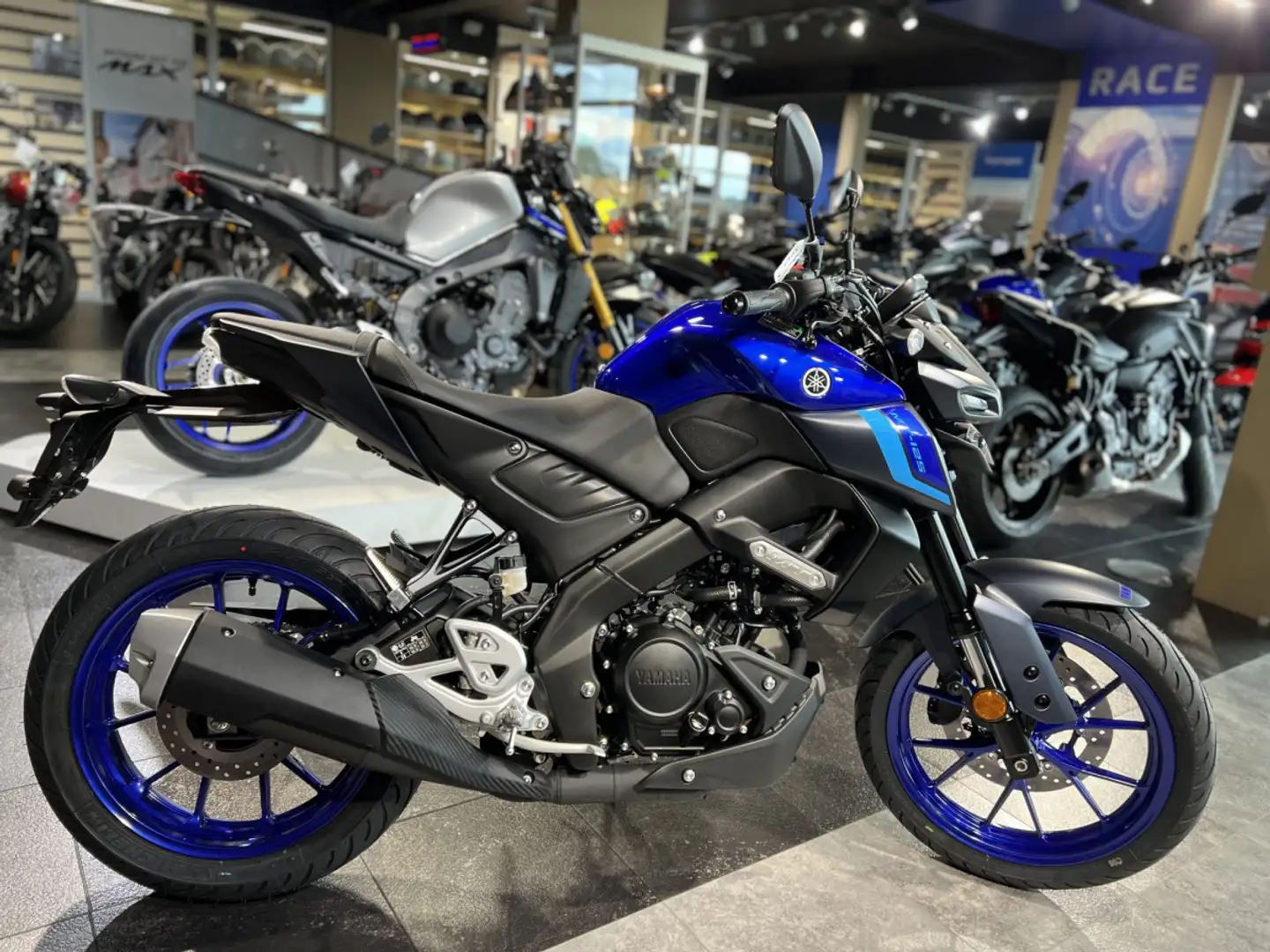 Yamaha MT-125 BLEU Blau - 1