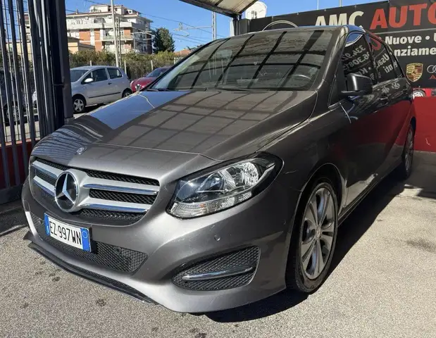 Mercedes-Benz B 200 (cdi) Sport - Motore Mercedes - Cambio Automatico