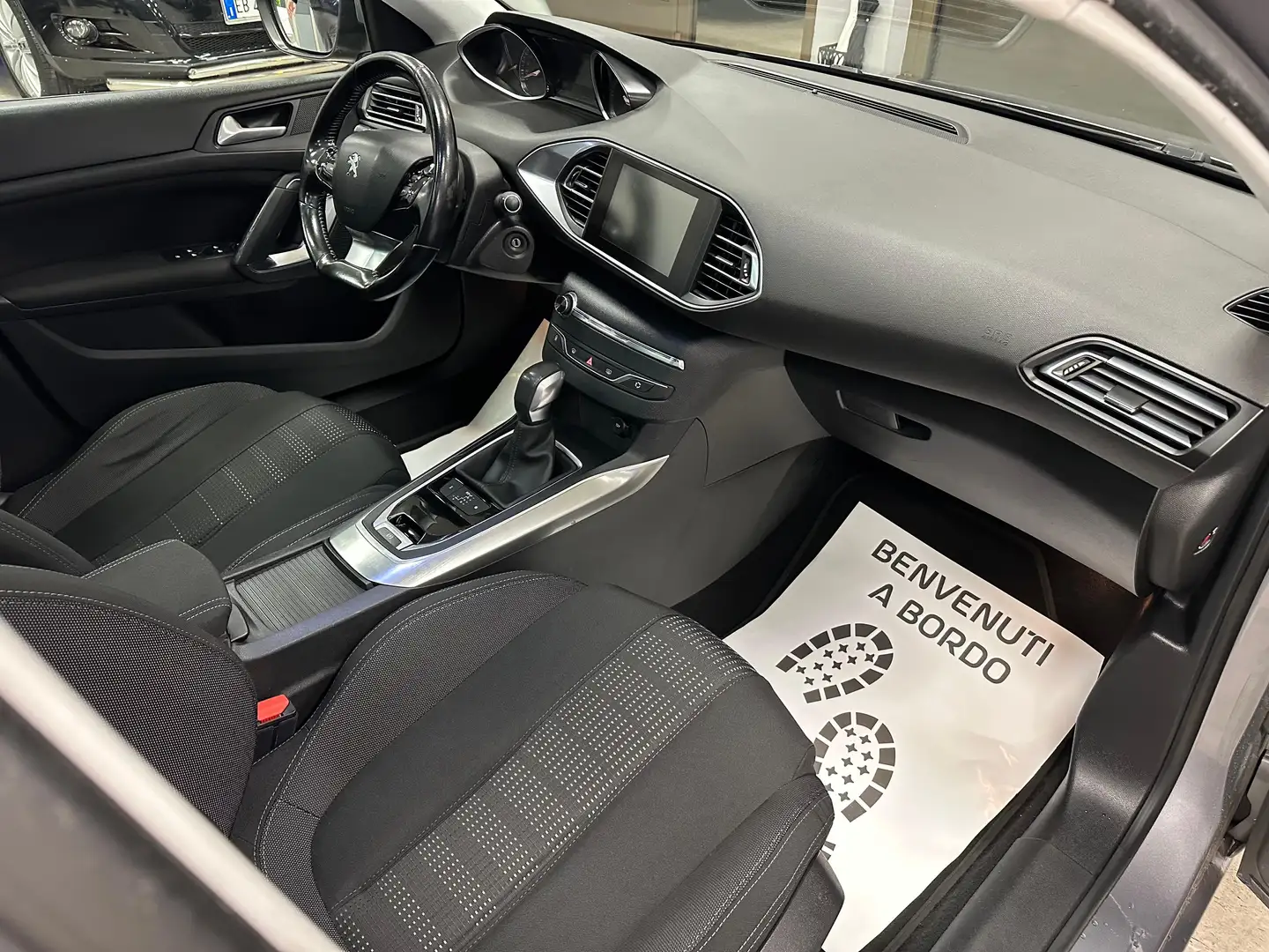 Peugeot 308 308 II 2013 SW SW 1.6 bluehdi Allure s Grigio - 2