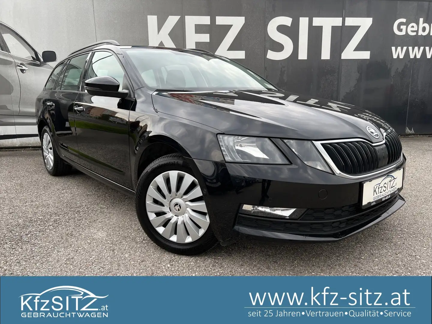 Skoda Octavia Combi 1,6 TDI Ambition Czarny - 1