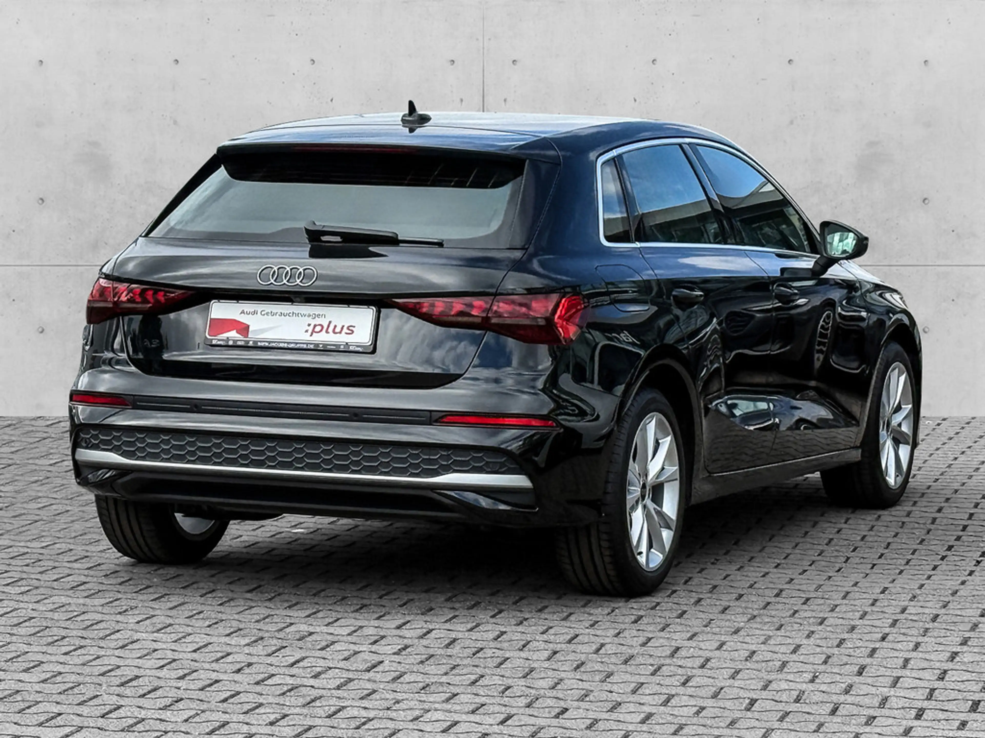 Audi A3 Sportback TDI Kamera/LED/Navi/Sitzh./Kamera advanced — photo 4