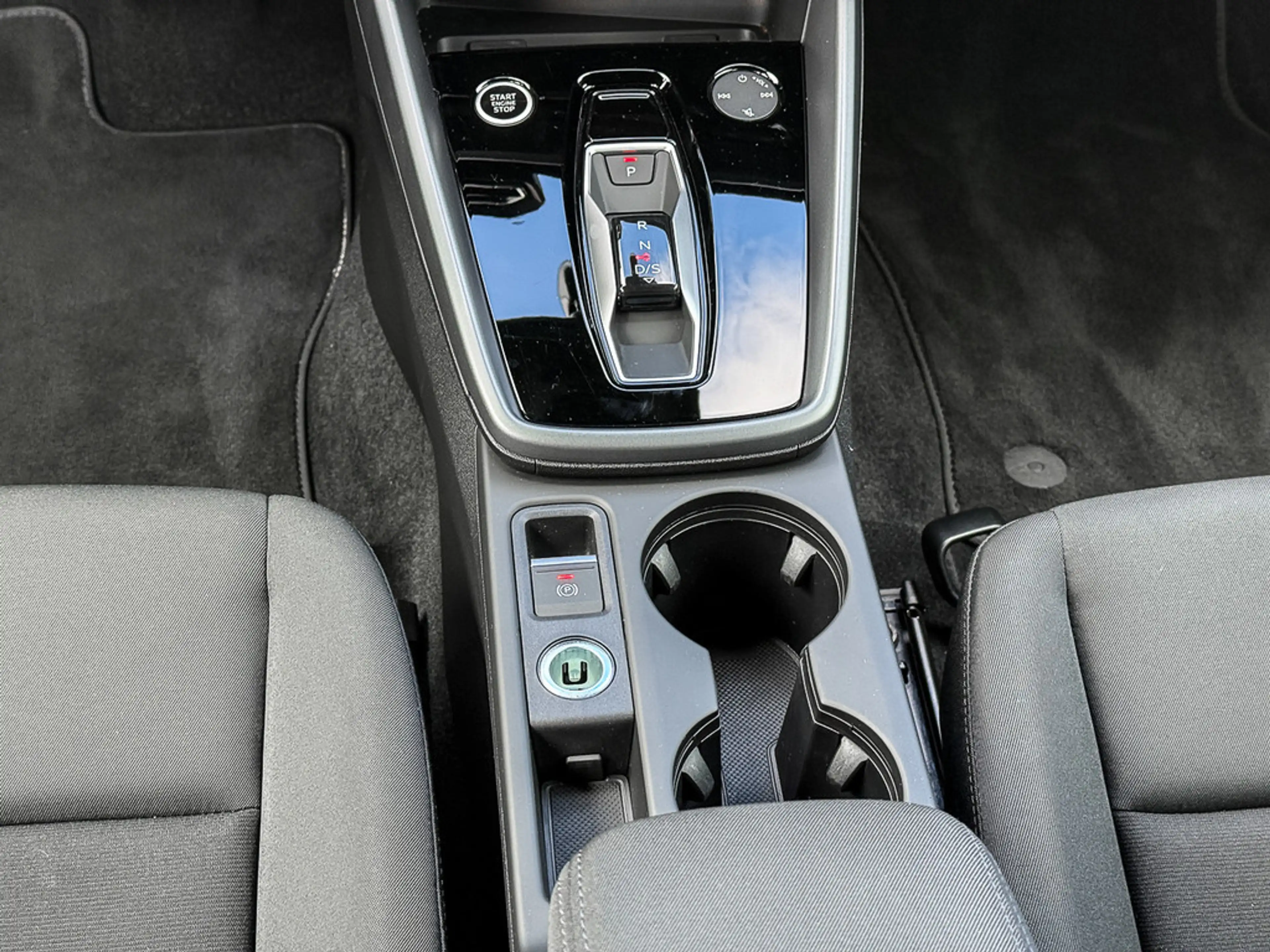 Audi A3 Sportback TDI Kamera/LED/Navi/Sitzh./Kamera advanced — photo 15