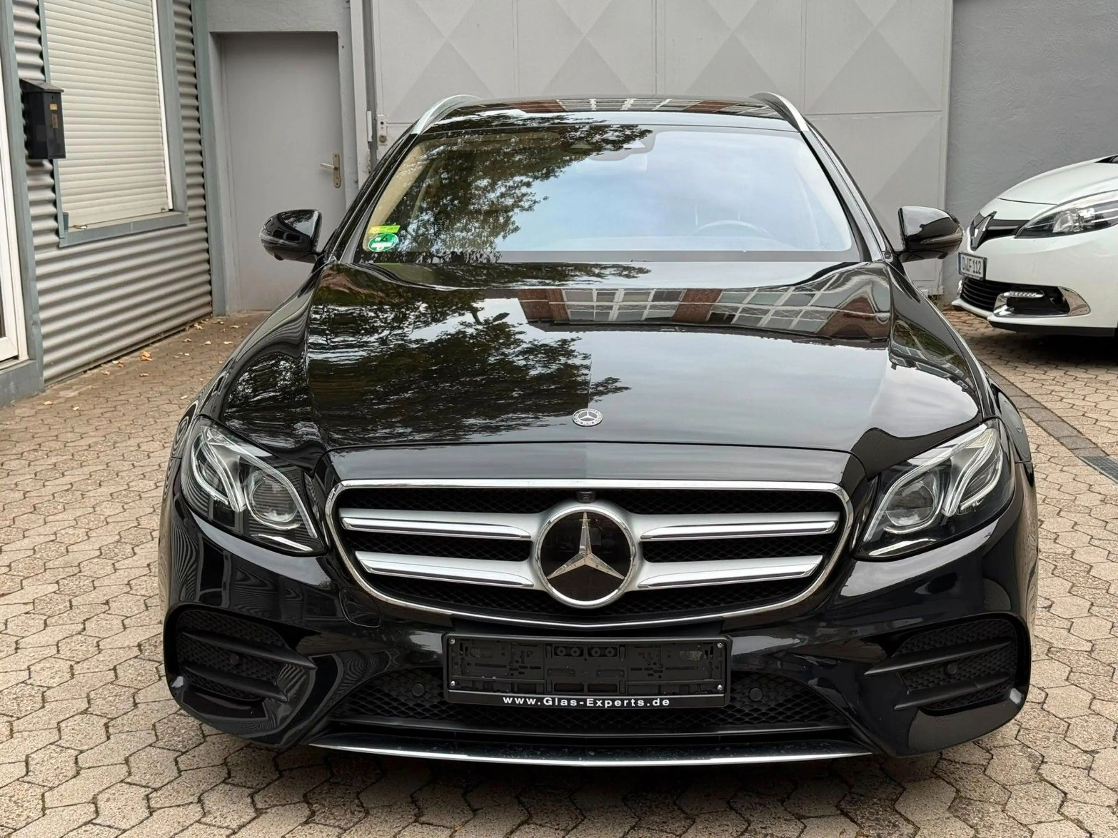 Mercedes-Benz E 350 AMG Massage Softclose Distronic Kamera — photo 5