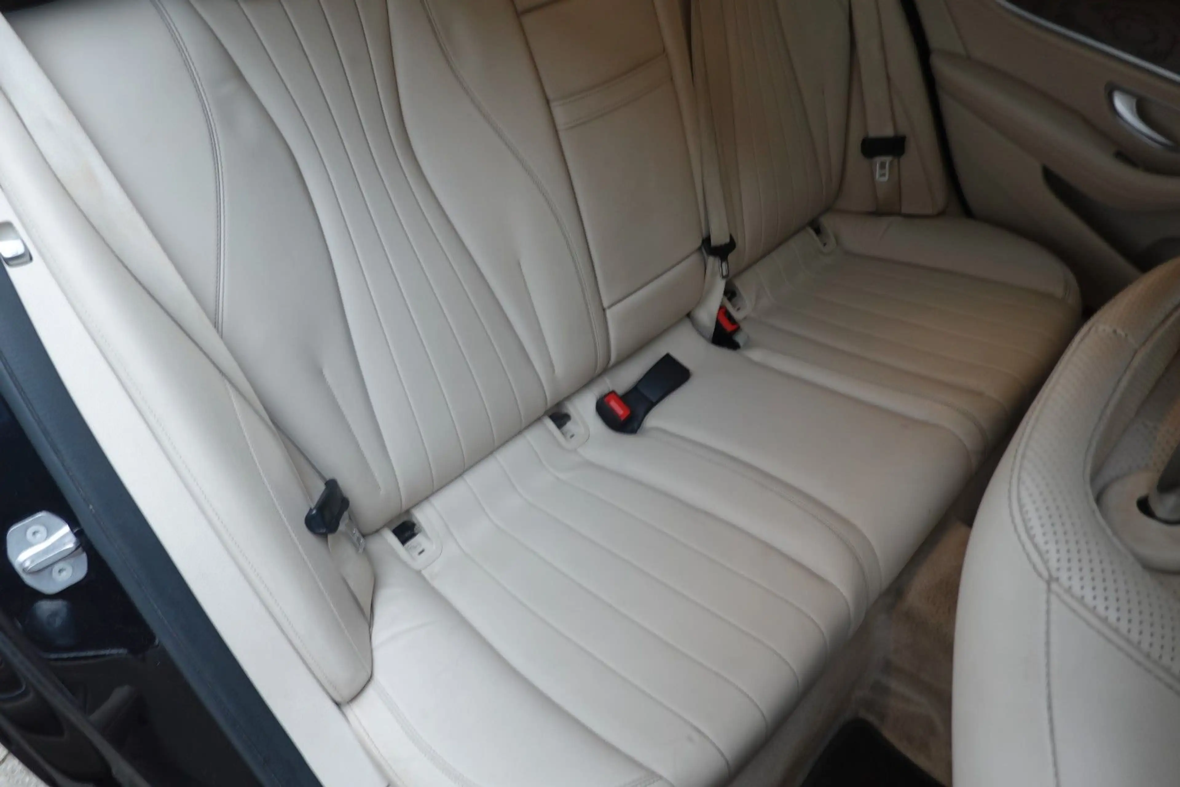 Mercedes-Benz E 350 AMG Massage Softclose Distronic Kamera — photo 12