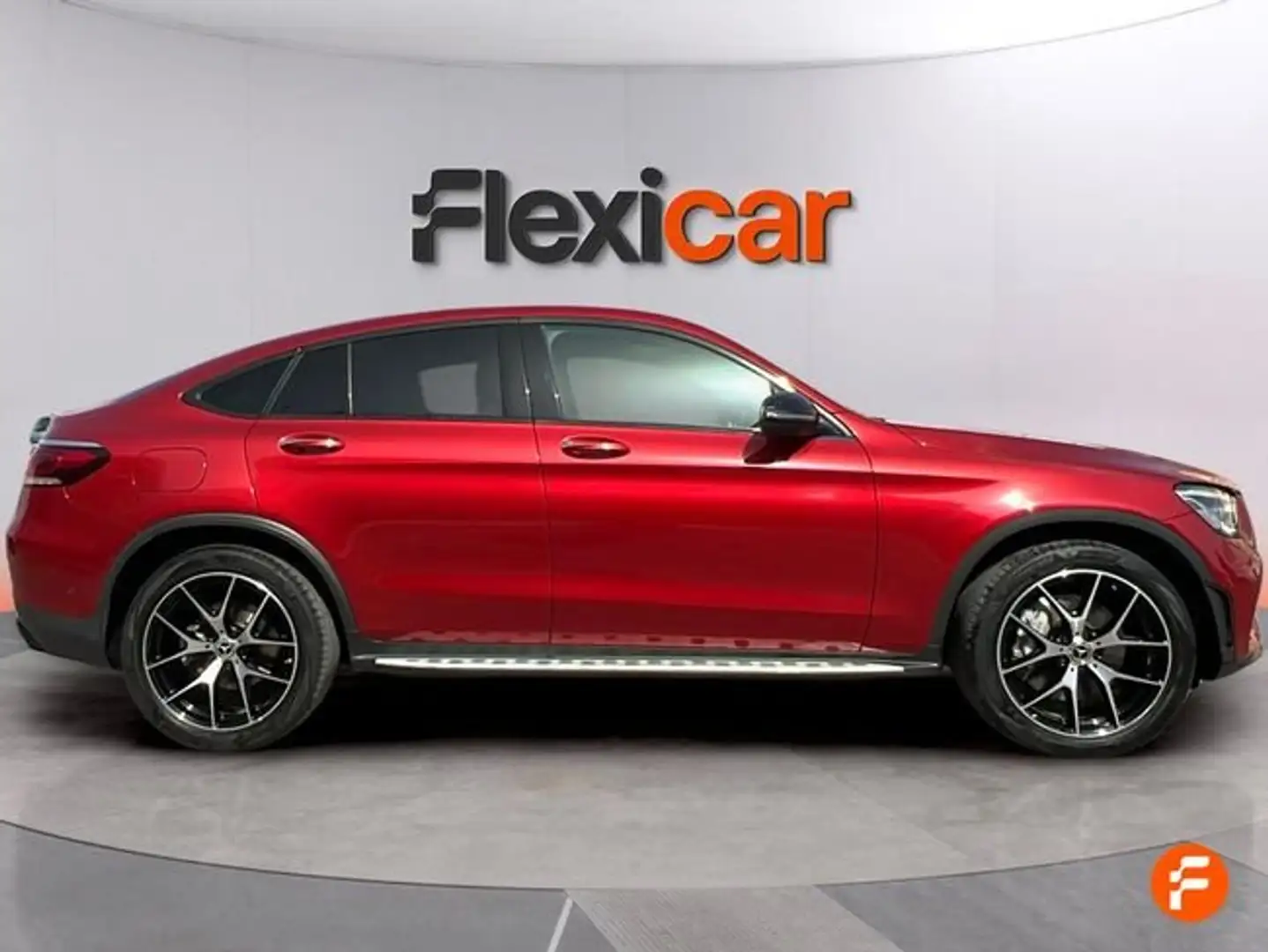 Mercedes-Benz GLC 300 e 4MATIC Rojo - 2