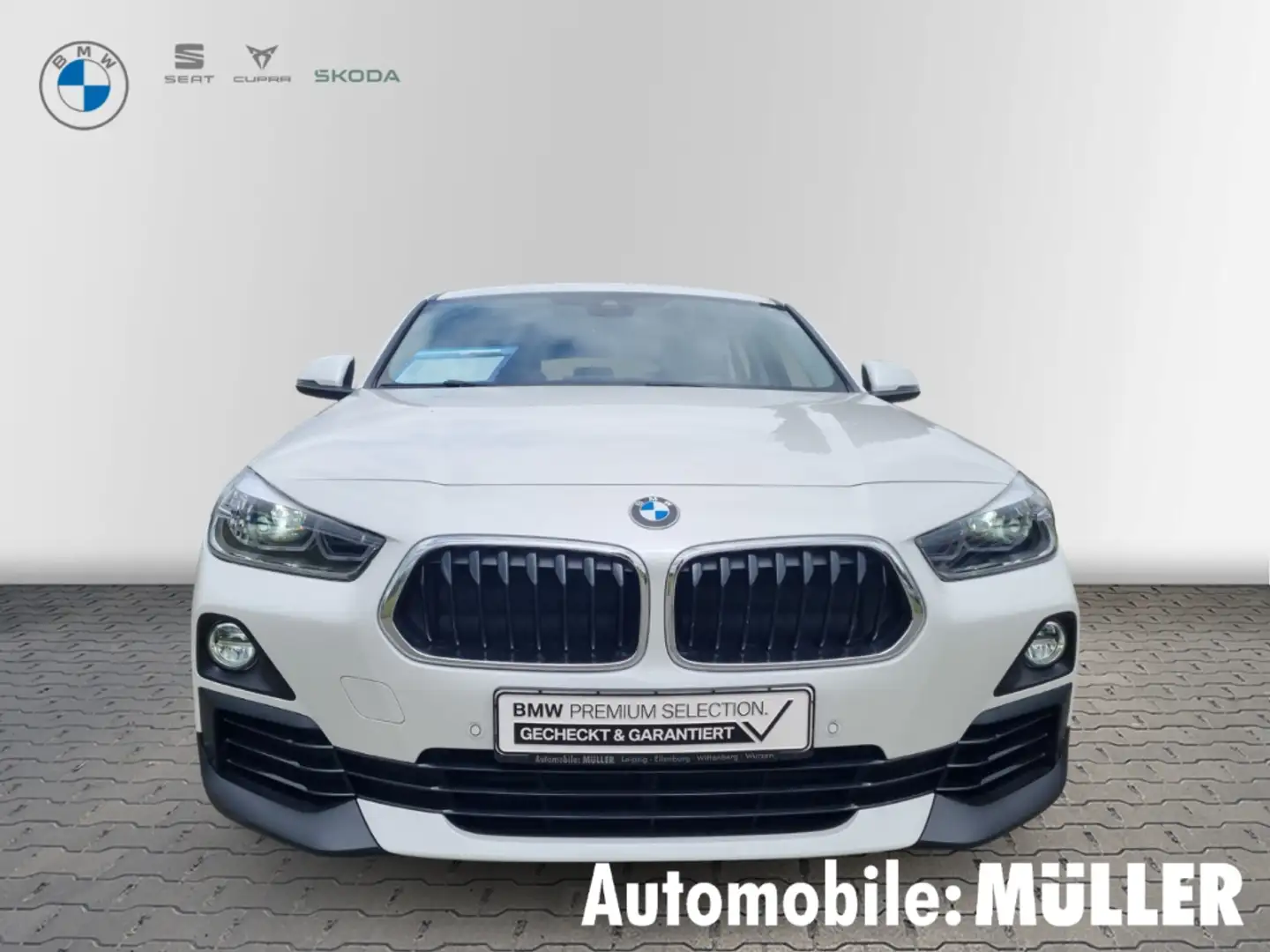 BMW X2 sDrive 18i+ACC+HUD+EL. PANODACH+Navi+PARKASSISTENT Weiß - 2