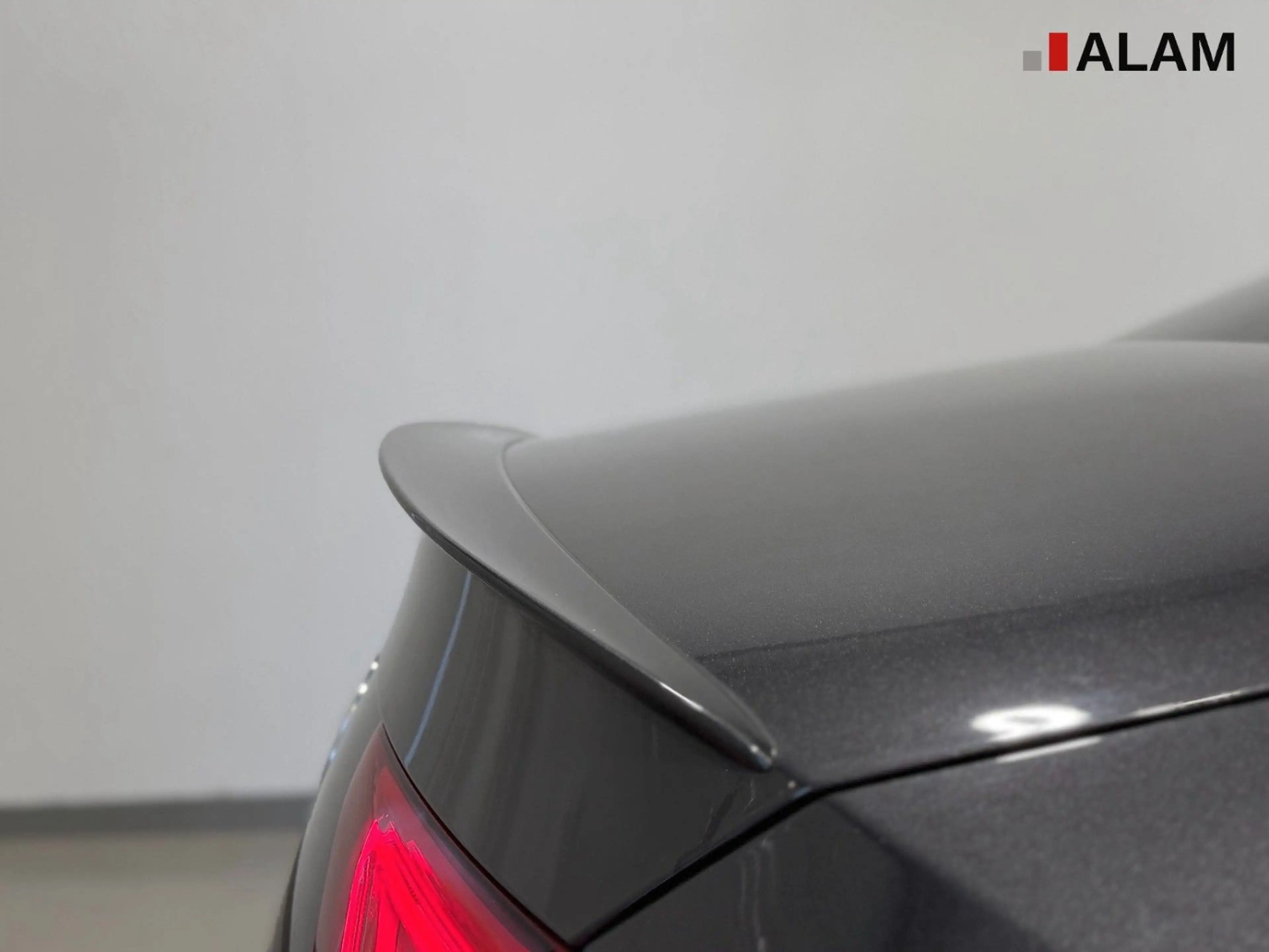 Mercedes-Benz CLS 300 d 4Matic AMG Line Lane Night Side ViCo — photo 10