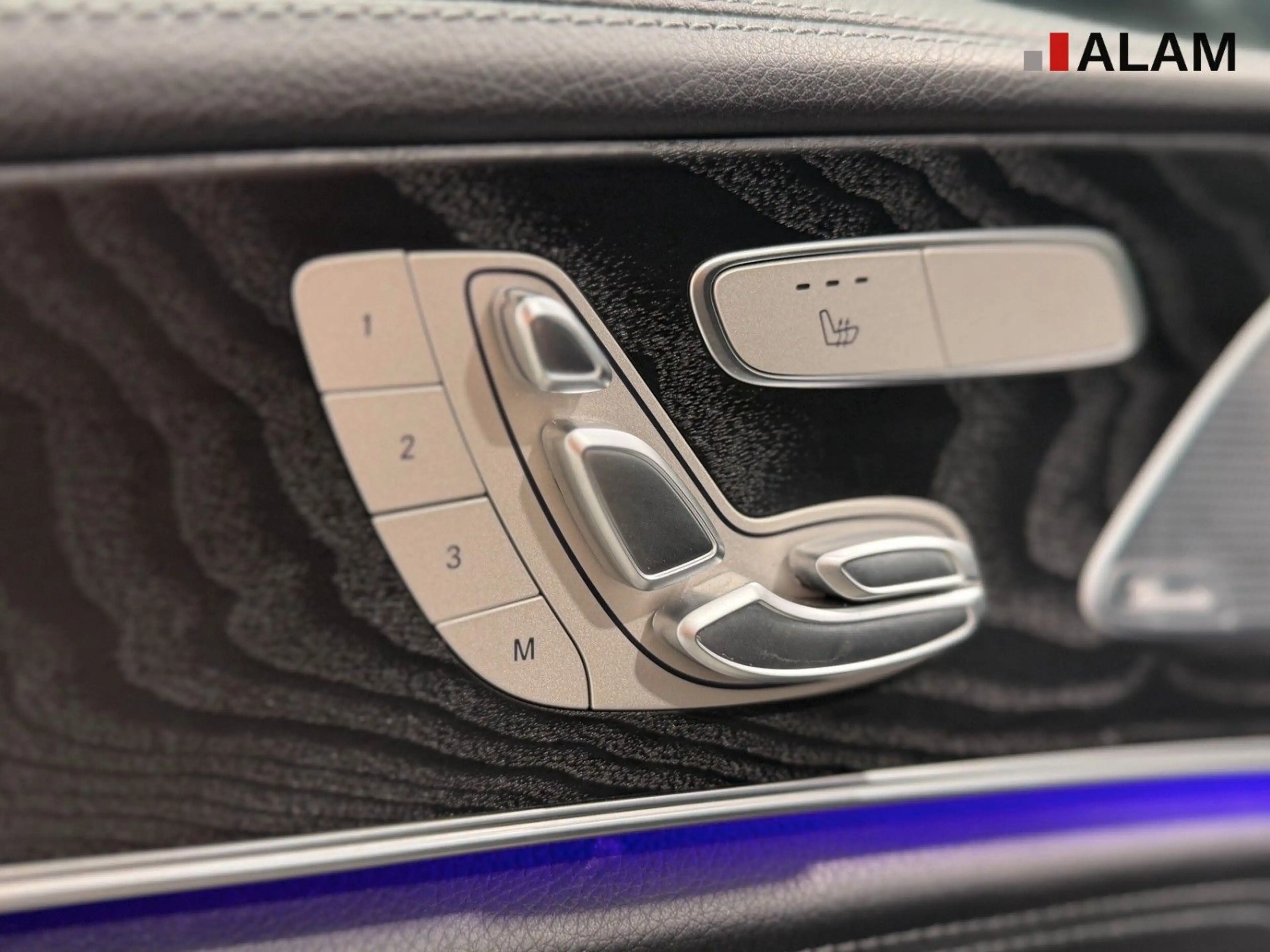 Mercedes-Benz CLS 300 d 4Matic AMG Line Lane Night Side ViCo — photo 15