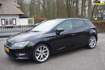 SEAT Leon 1.4 TSI ACT FR Dynamic Navi Pdc Lm VelgenTrekhaak